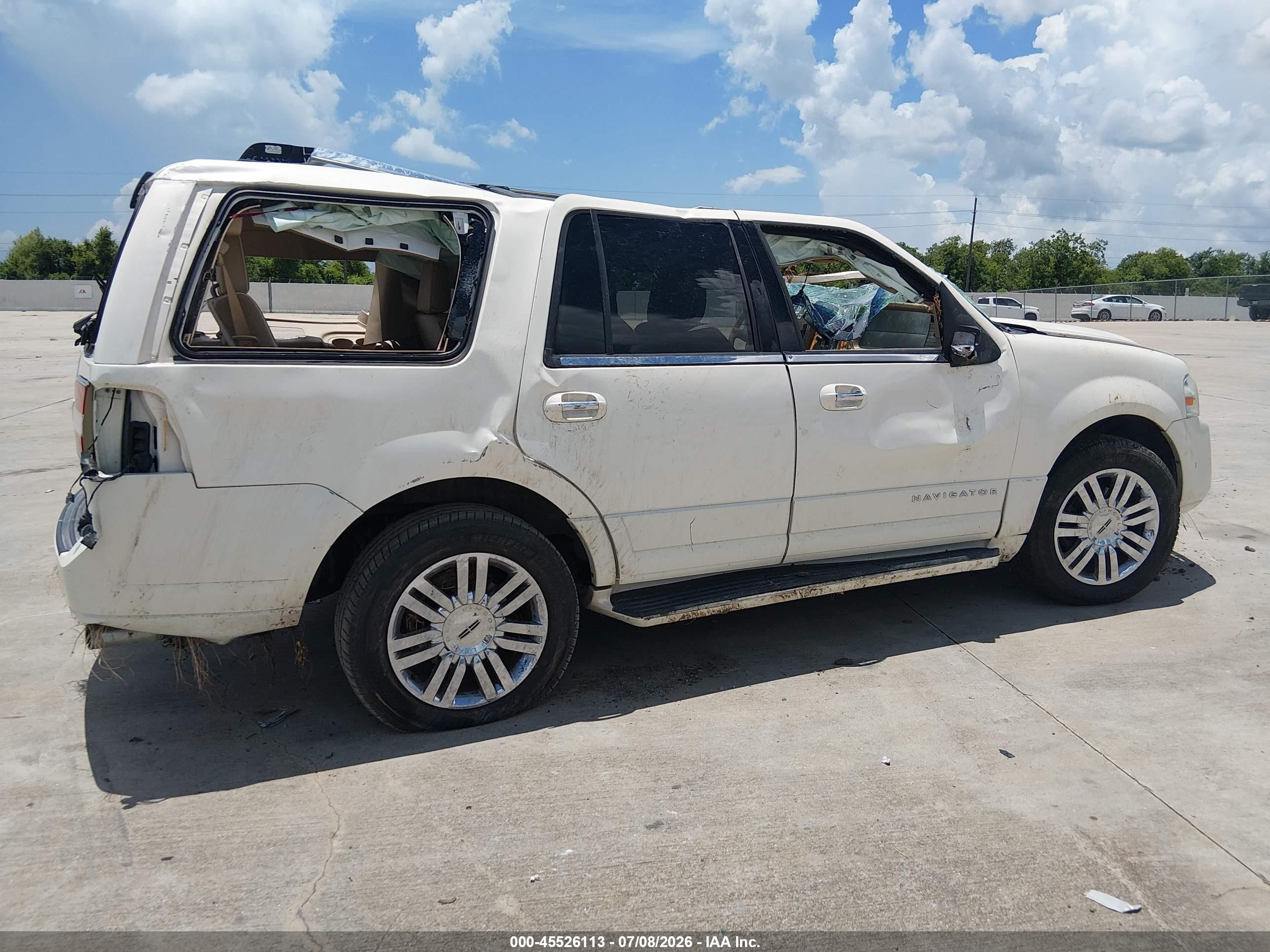 2007 Lincoln Navigator Ultimate White vin: 5LMFU27507LJ16053