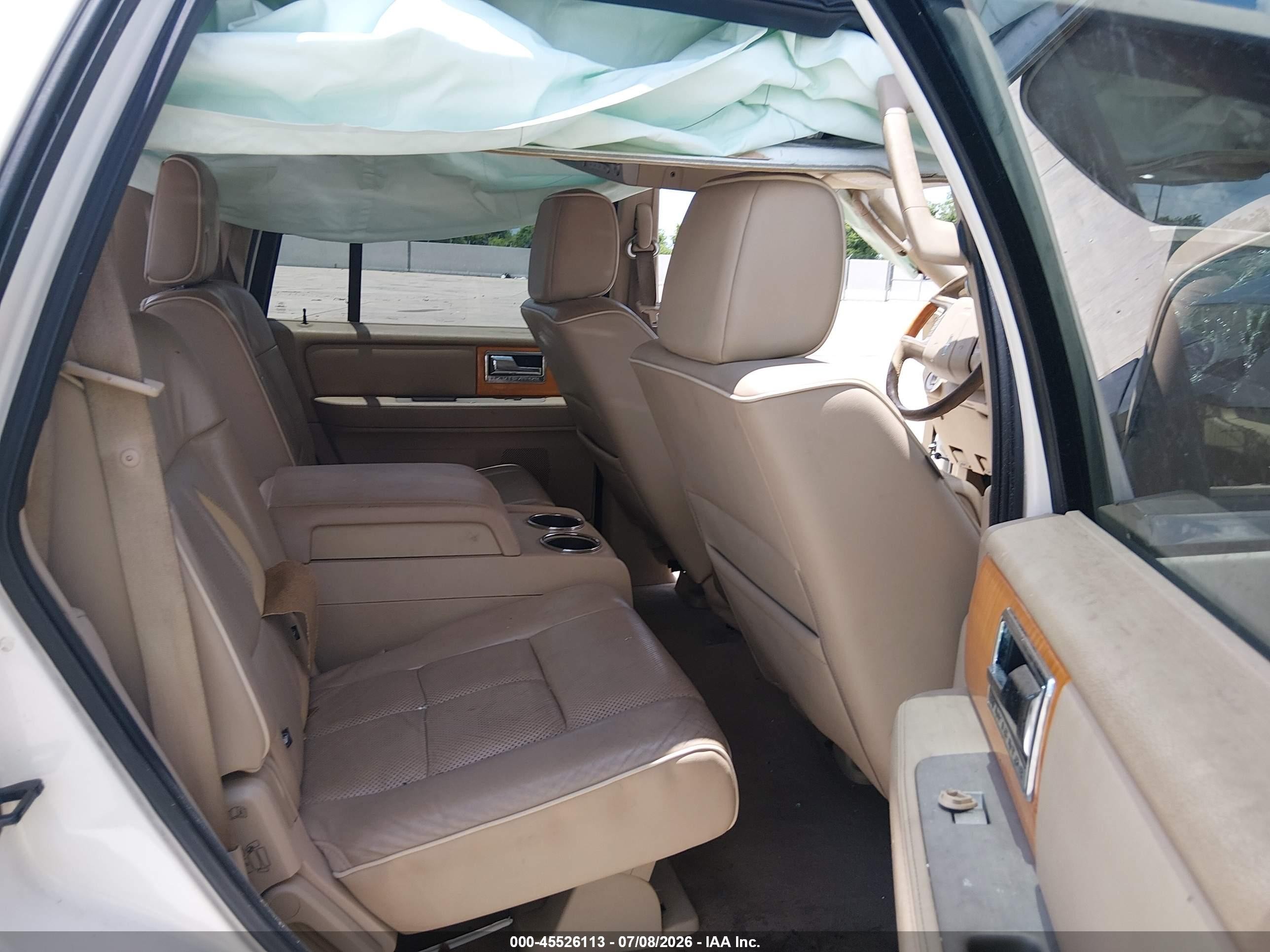 2007 Lincoln Navigator Ultimate White vin: 5LMFU27507LJ16053