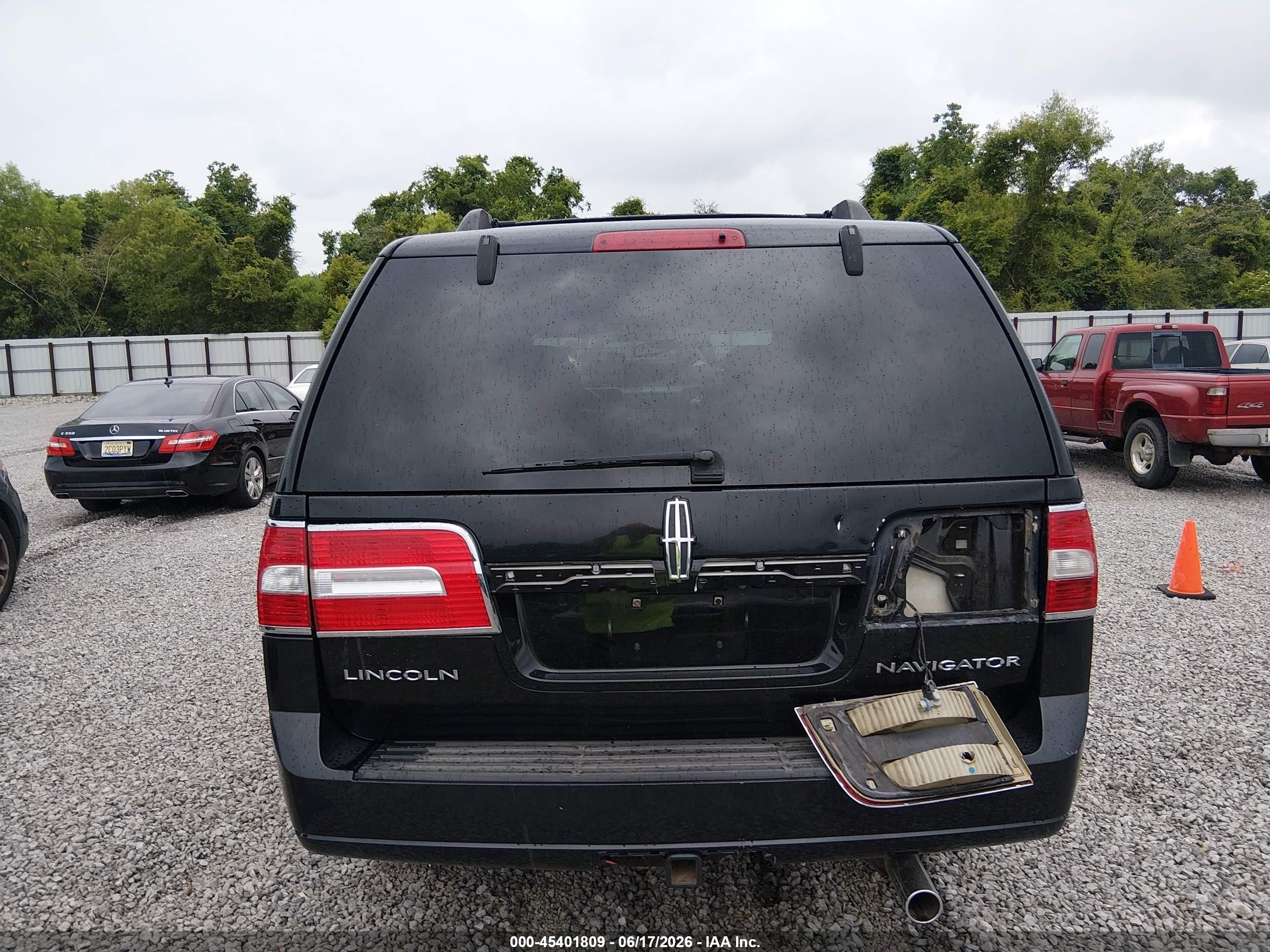 2007 Lincoln Navigator Ultimate Black vin: 5LMFU27507LJ21091