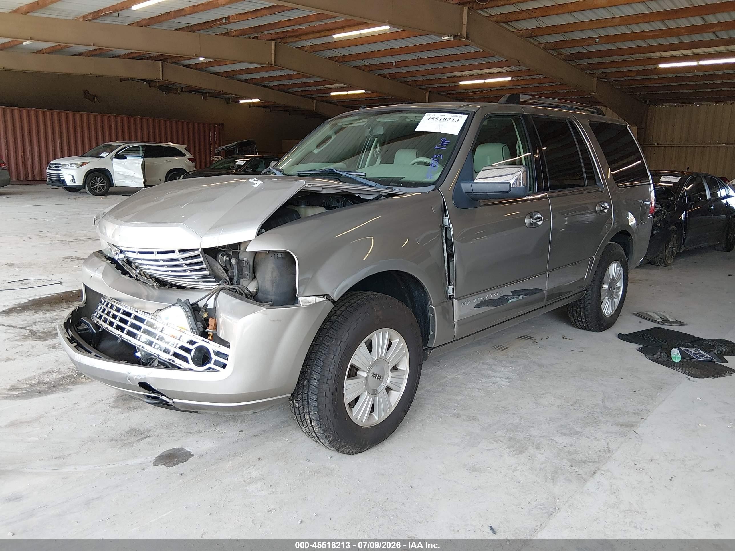 2008 Lincoln Navigator   Gray vin: 5LMFU27508LJ21920