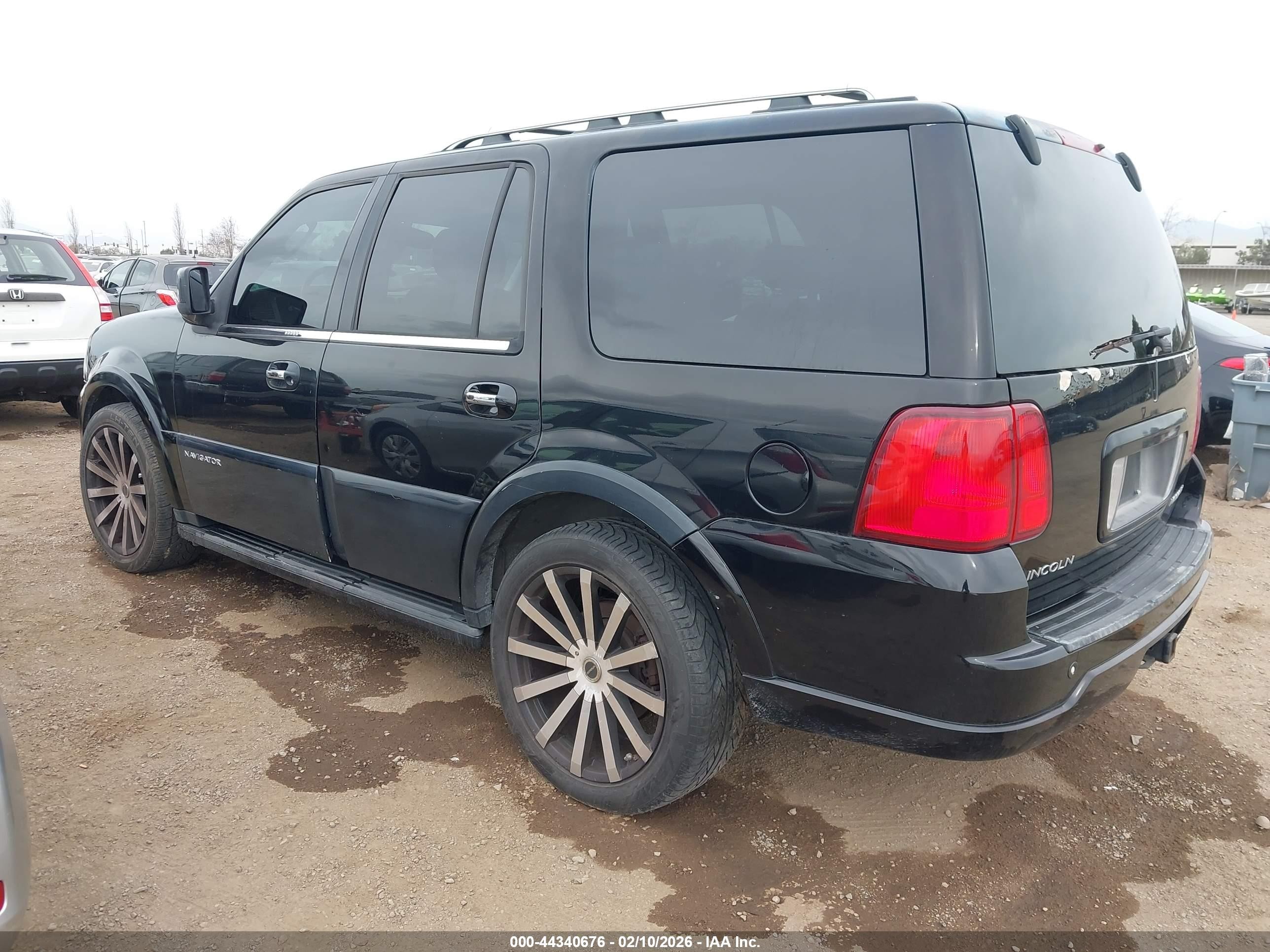 2005 Lincoln Navigator   Black vin: 5LMFU27515LJ21131
