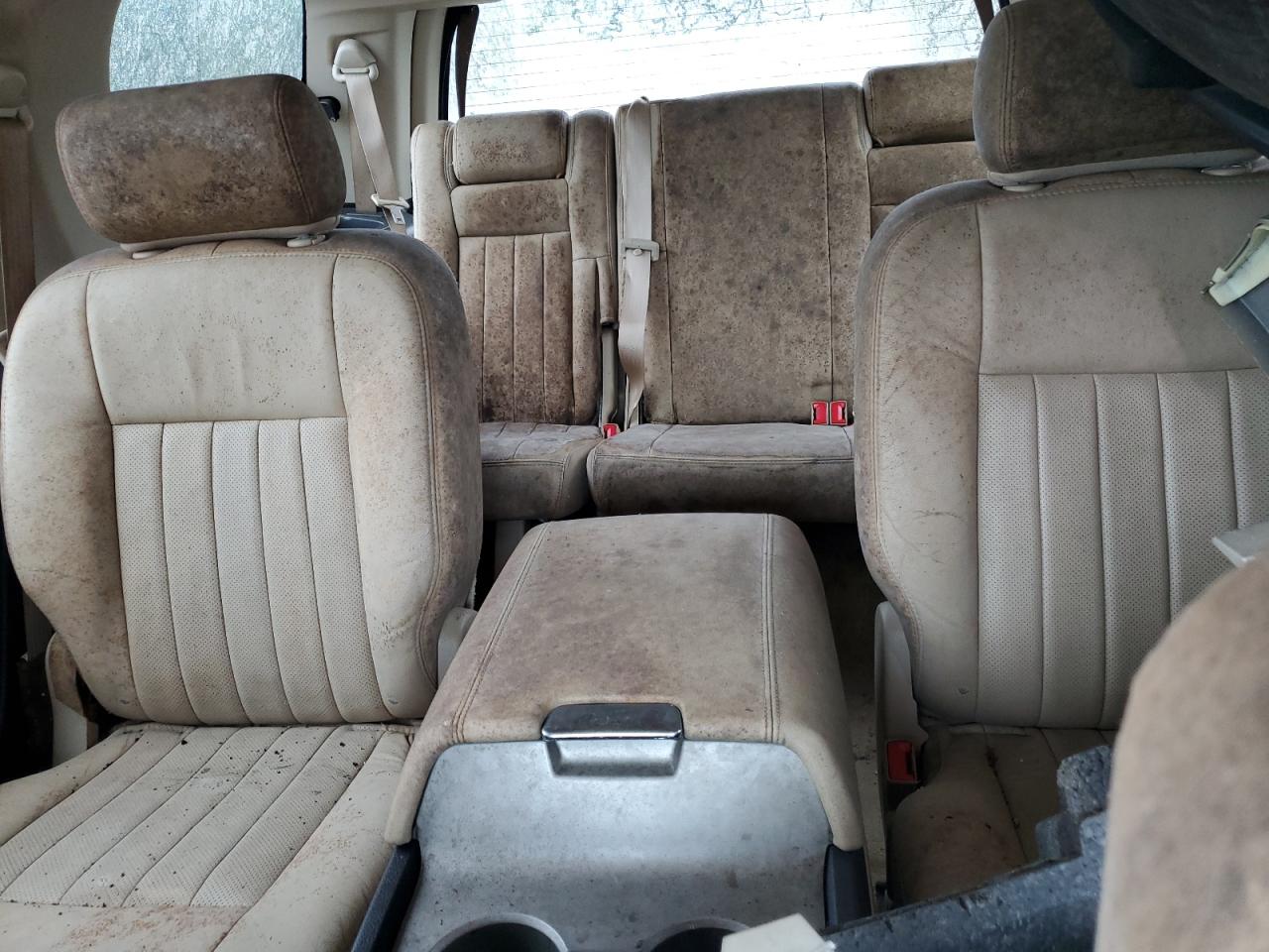 2005 Lincoln Navigator Tan vin: 5LMFU27525LJ10705