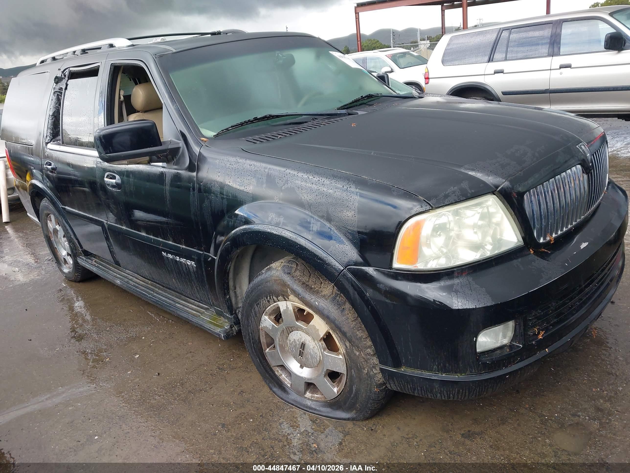 2005 Lincoln Navigator   Black vin: 5LMFU27525LJ18061