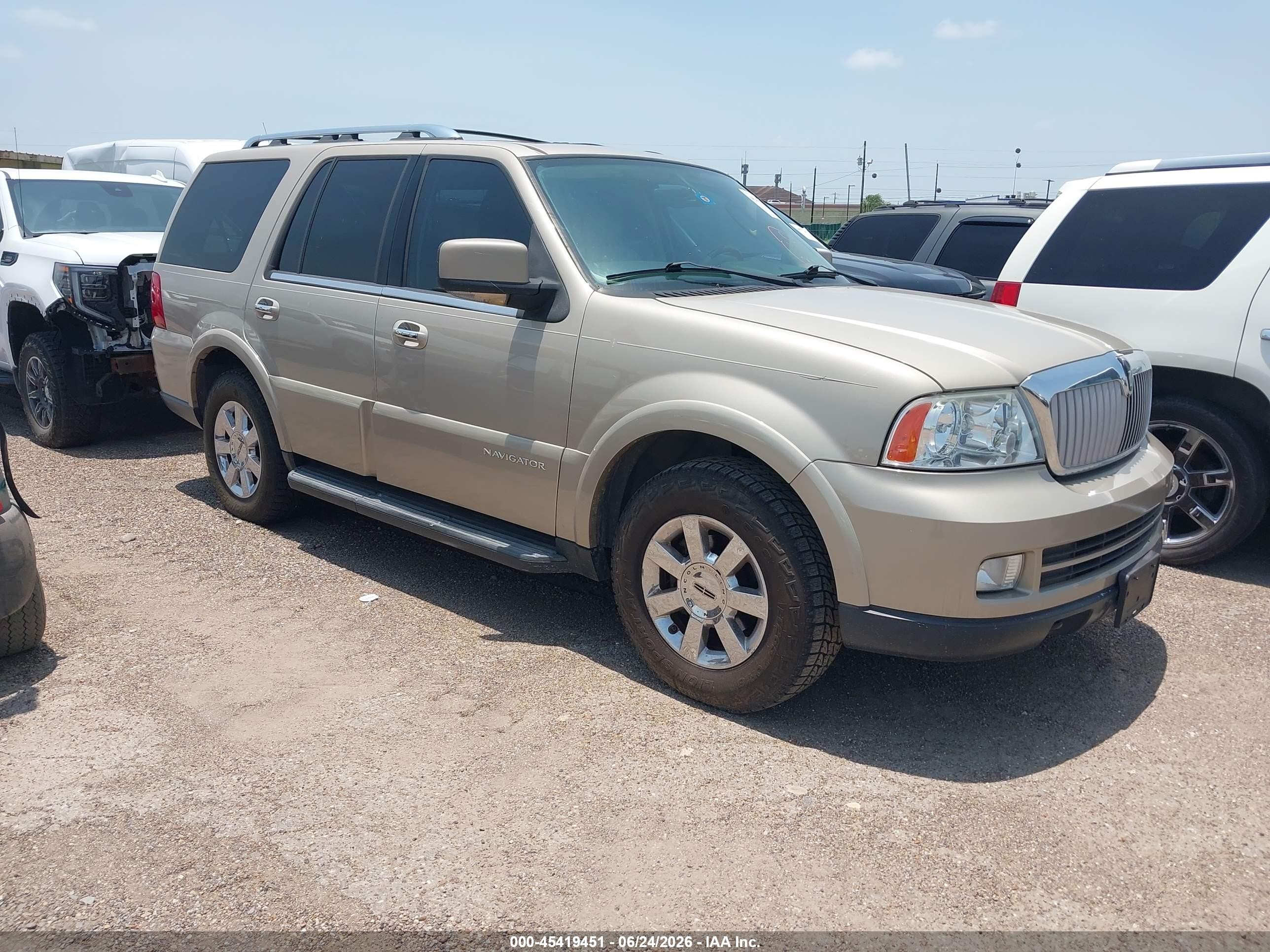 2006 Lincoln Navigator Luxury/ultimate Gold vin: 5LMFU27526LJ14402