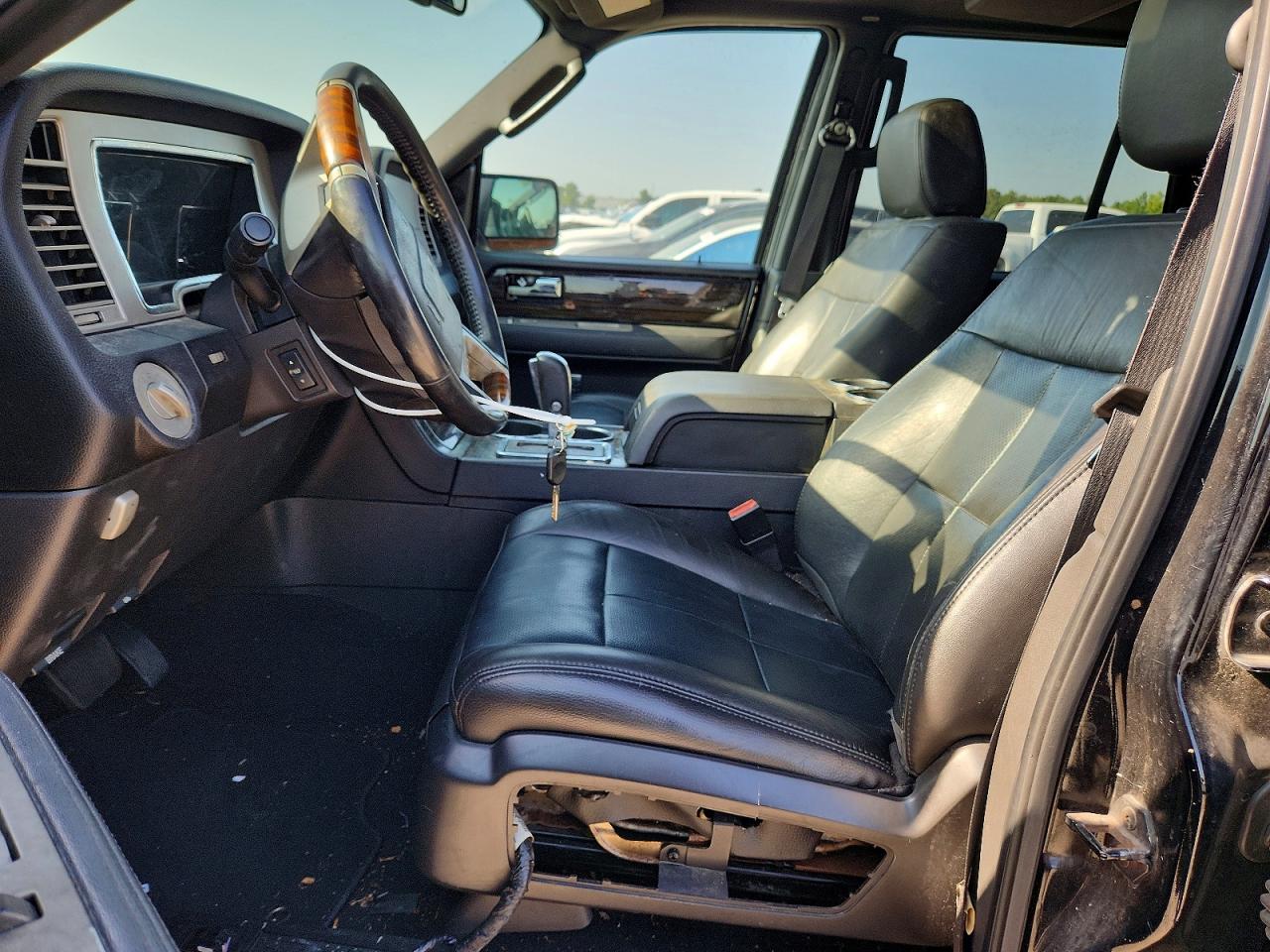 2008 Lincoln Navigator Black vin: 5LMFU27528LJ03841