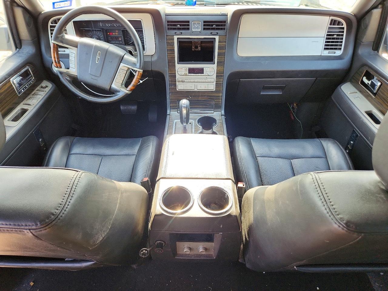 2008 Lincoln Navigator Black vin: 5LMFU27528LJ03841