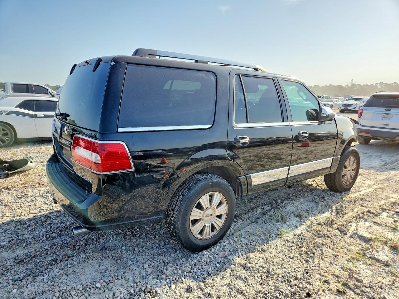 2008 Lincoln Navigator Black vin: 5LMFU27528LJ03841