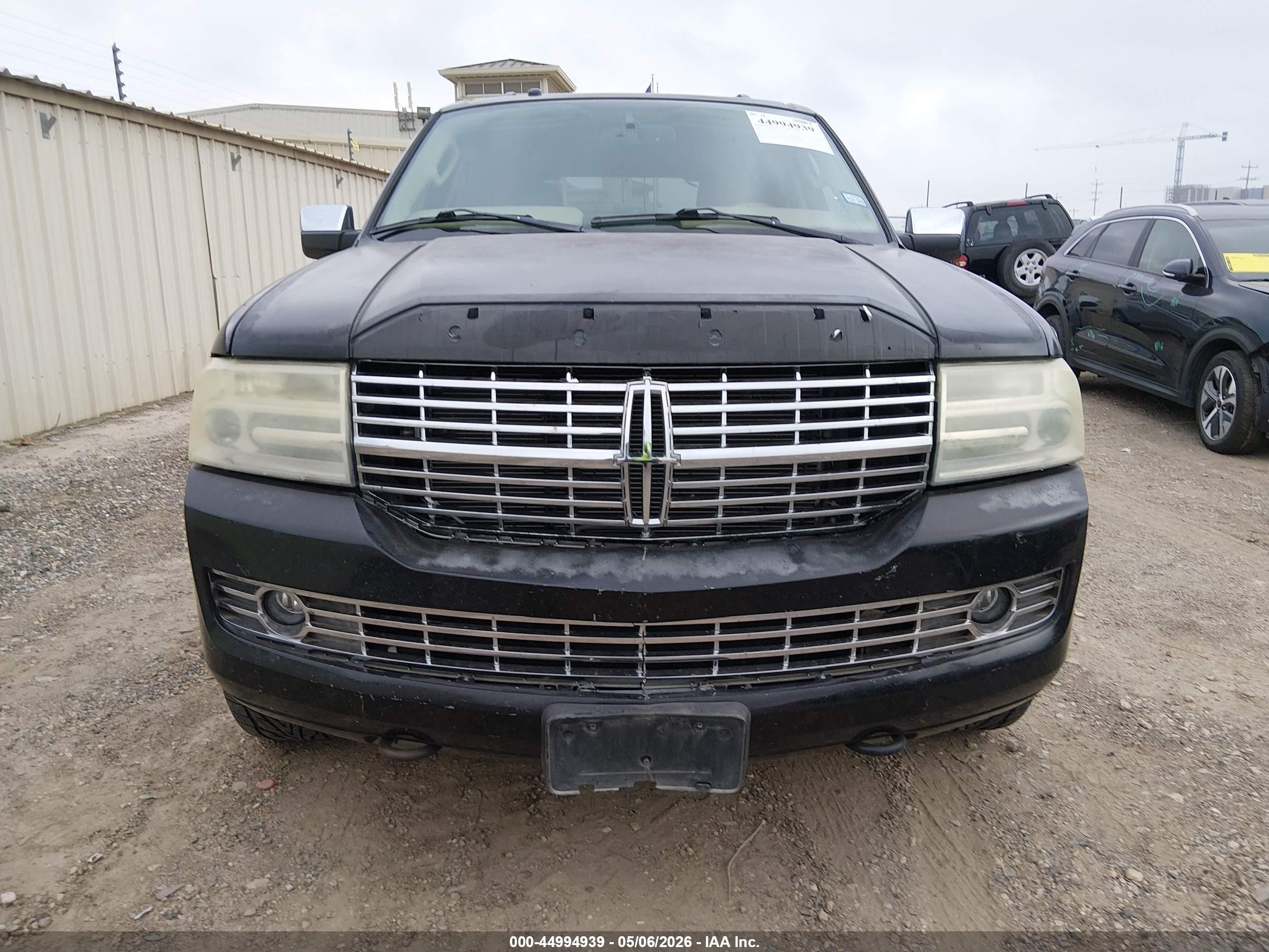 2008 Lincoln Navigator   Черный vin: 5LMFU27528LJ21529