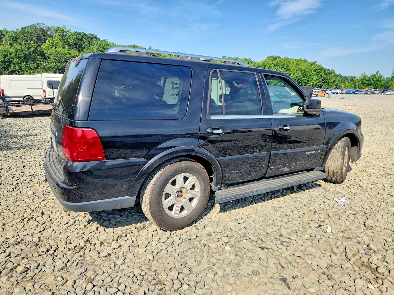 2005 Lincoln Navigator Black vin: 5LMFU27535LJ05190