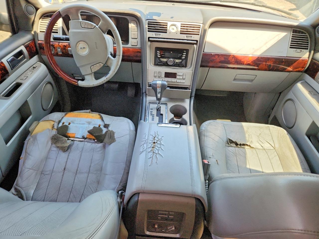 2006 Lincoln Navigator Серебряный vin: 5LMFU27536LJ13887