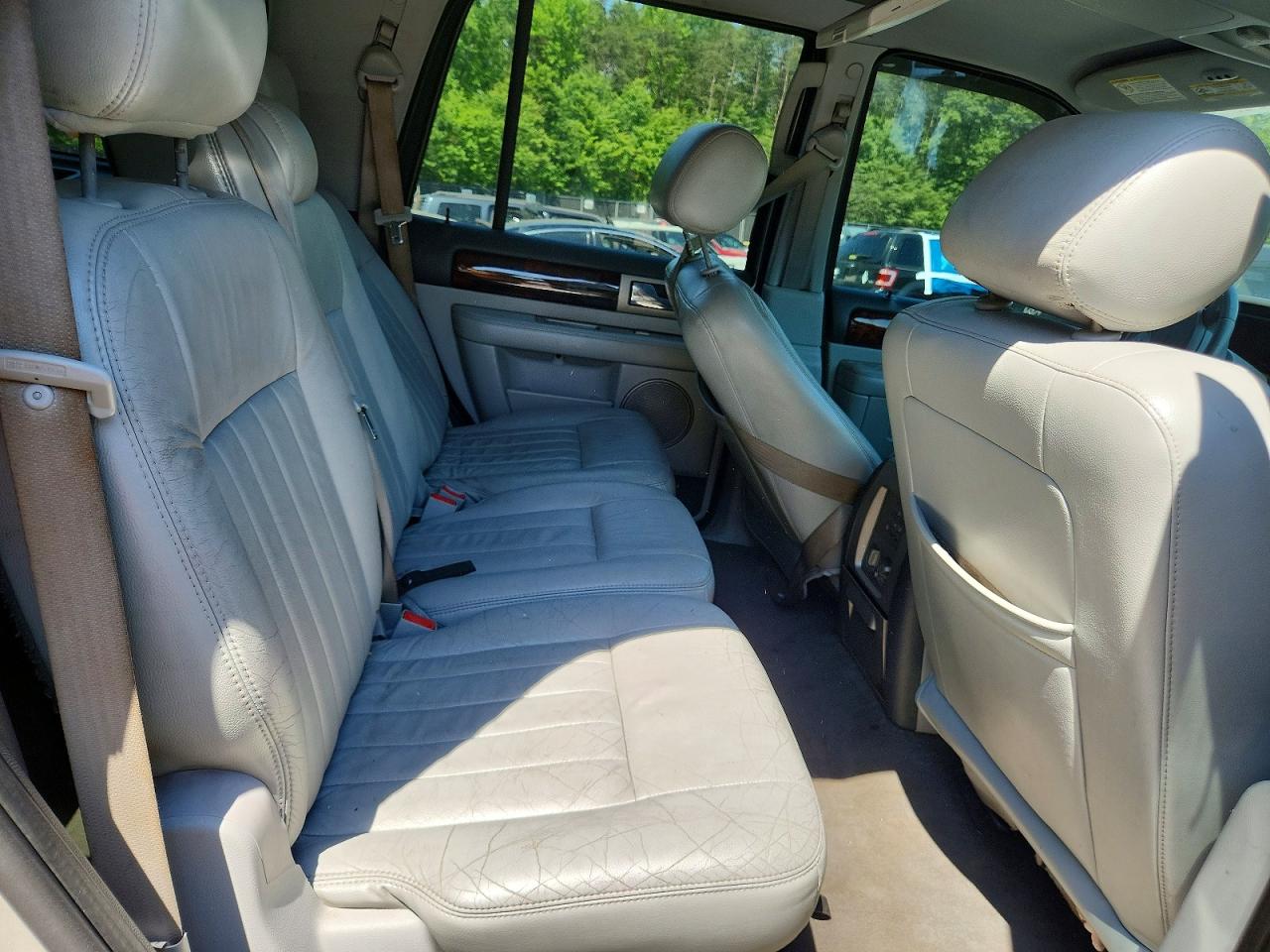 2006 Lincoln Navigator Серебряный vin: 5LMFU27536LJ13887