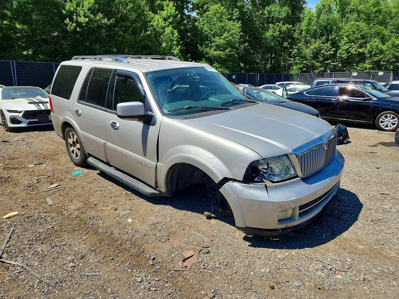 2006 Lincoln Navigator Серебряный vin: 5LMFU27536LJ13887