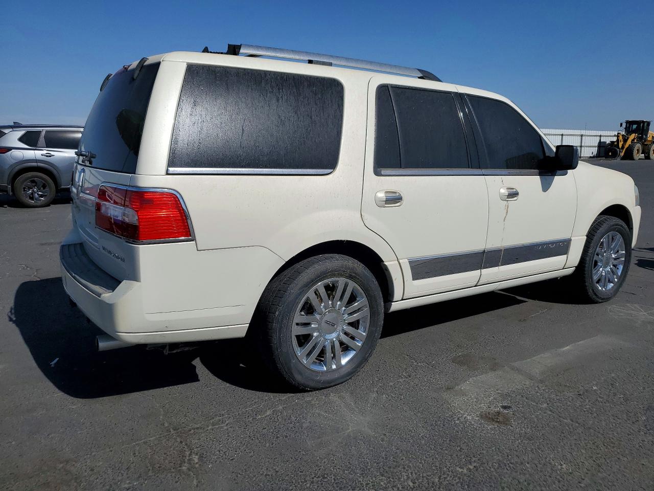 2008 Lincoln Navigator Beige vin: 5LMFU27538LJ05534