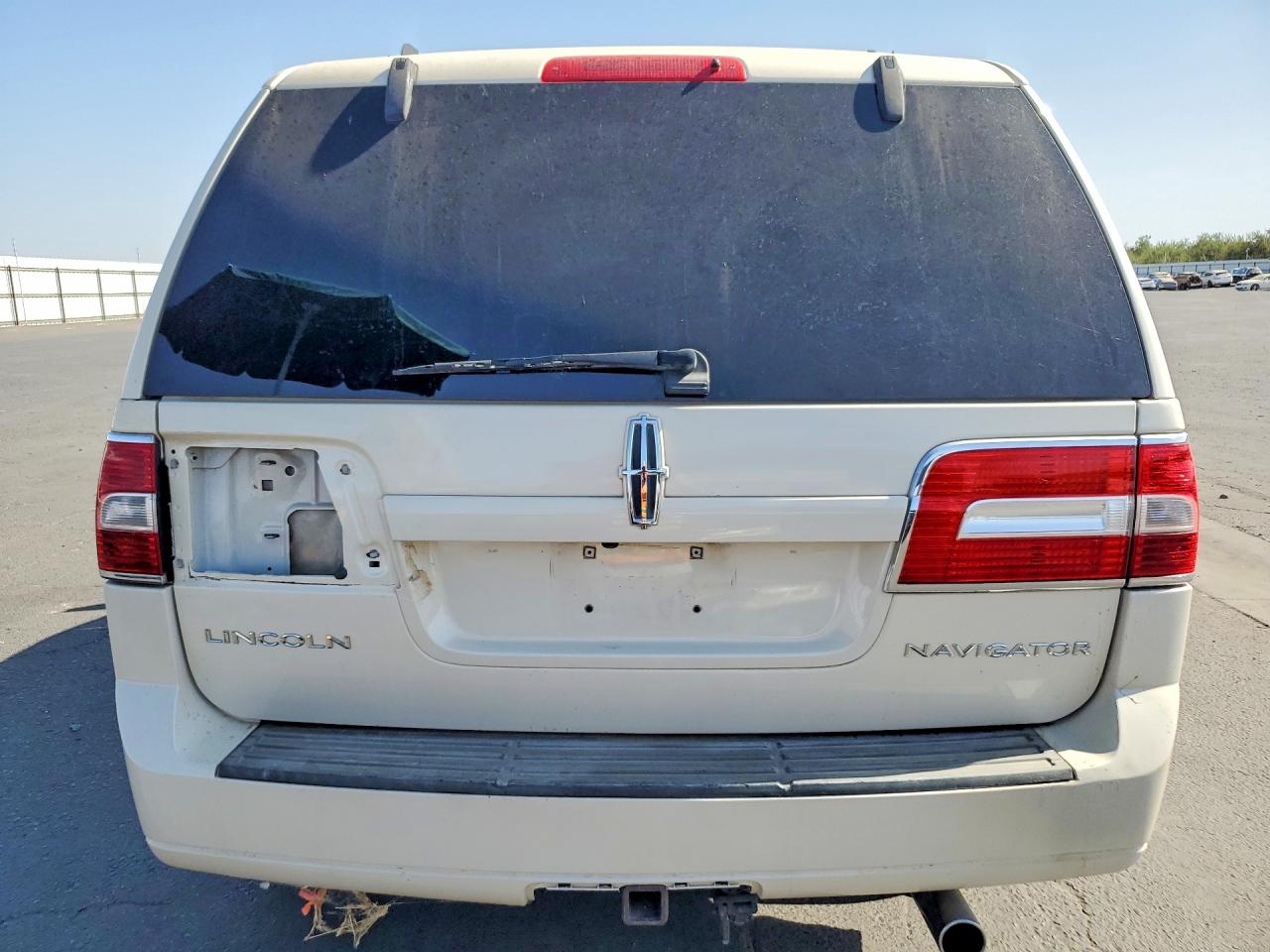 2008 Lincoln Navigator Beige vin: 5LMFU27538LJ05534
