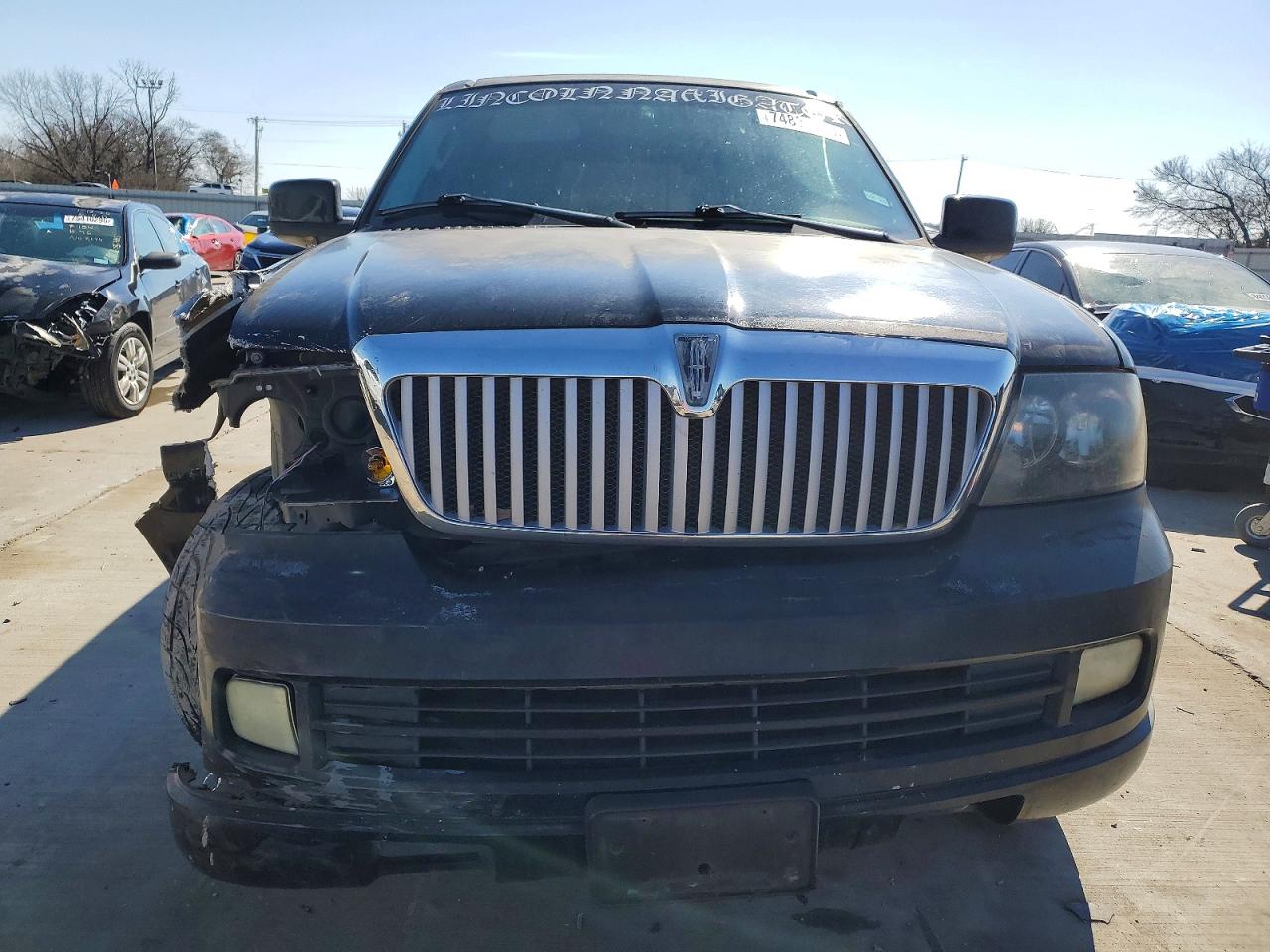 2005 Lincoln Navigator Black vin: 5LMFU27545LJ15890