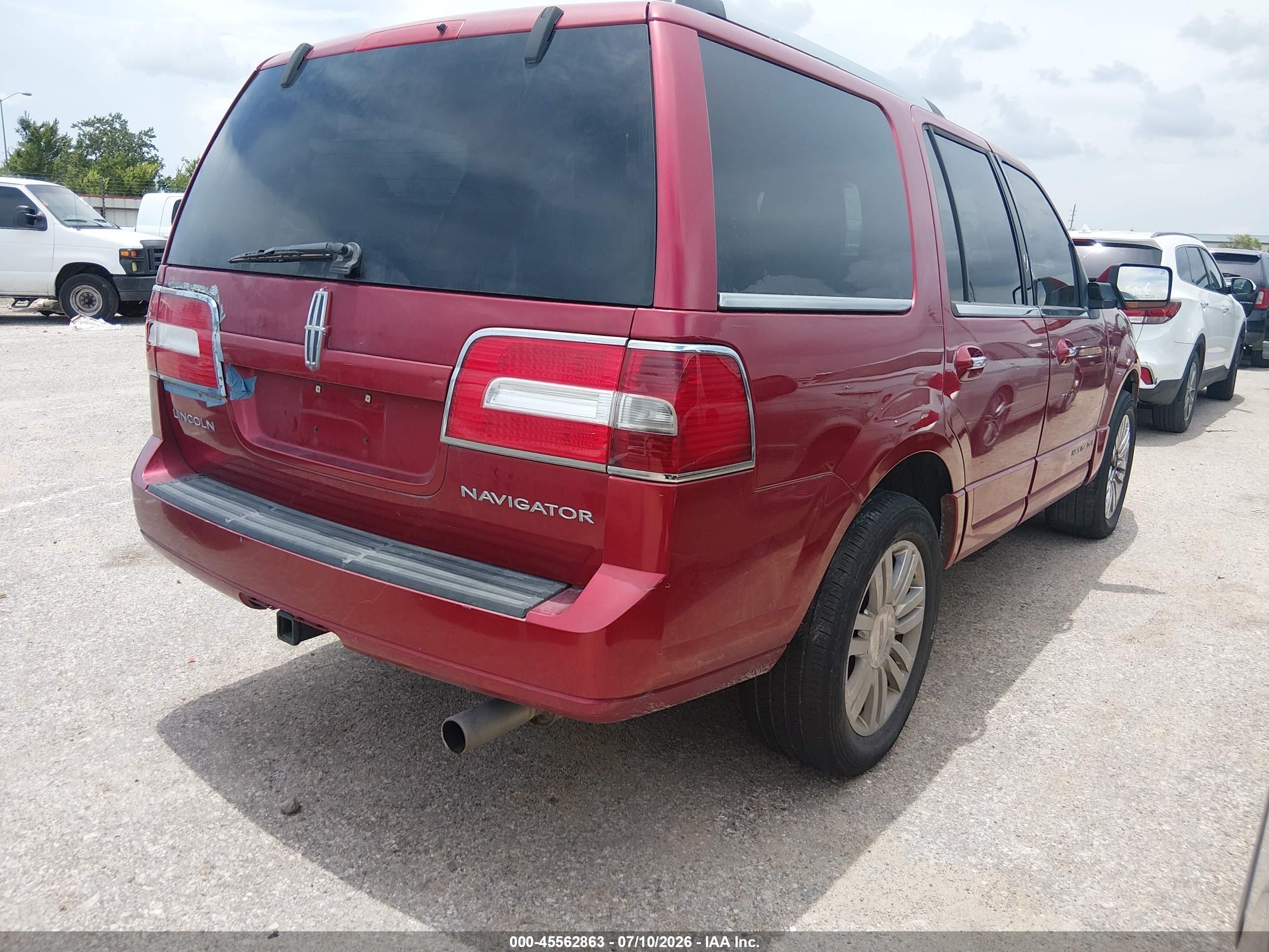 2007 Lincoln Navigator Ultimate Red vin: 5LMFU27547LJ20199