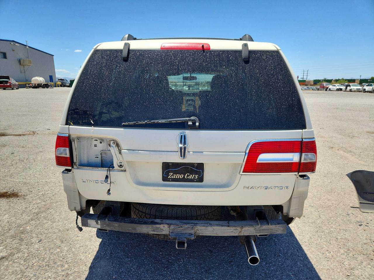 2007 Lincoln Navigator Cream vin: 5LMFU27547LJ24026