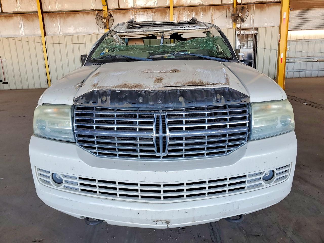 2008 Lincoln Navigator White vin: 5LMFU27548LJ07471
