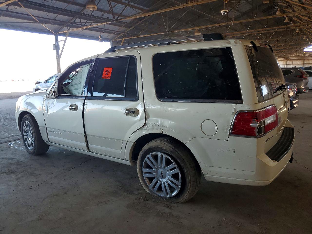 2008 Lincoln Navigator White vin: 5LMFU27548LJ07471