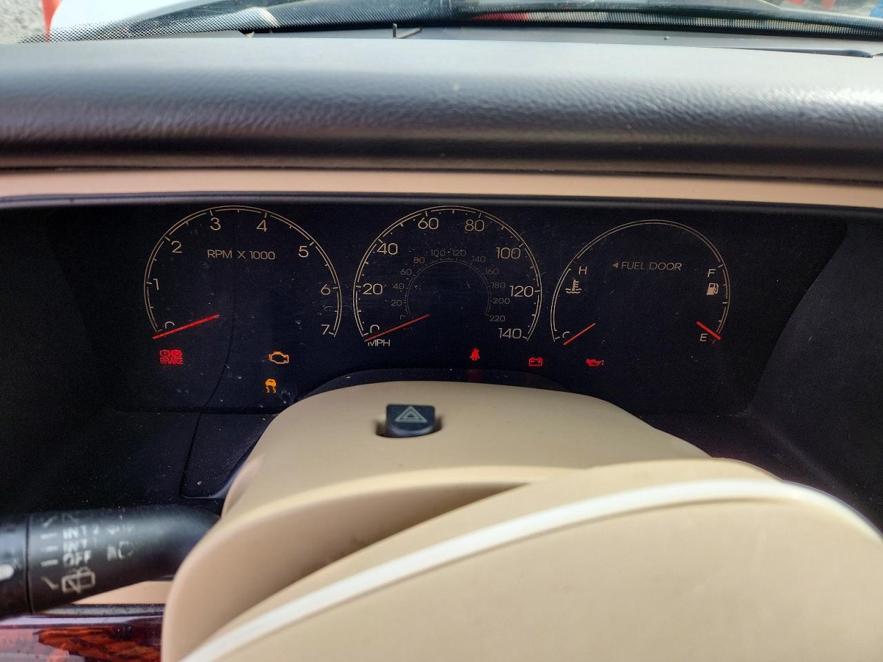2005 Lincoln Navigator White vin: 5LMFU27555LJ15056
