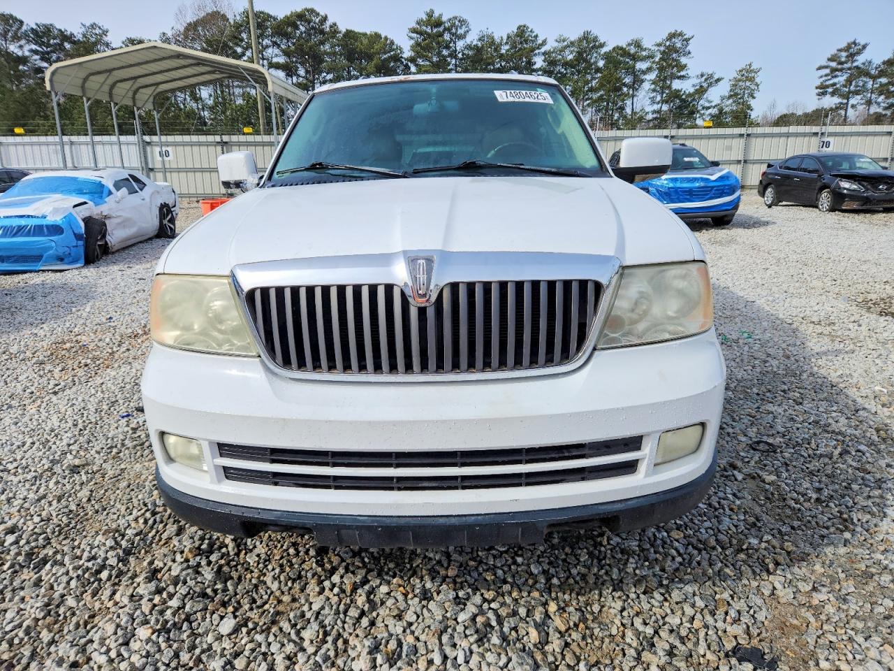 2005 Lincoln Navigator White vin: 5LMFU27555LJ15056