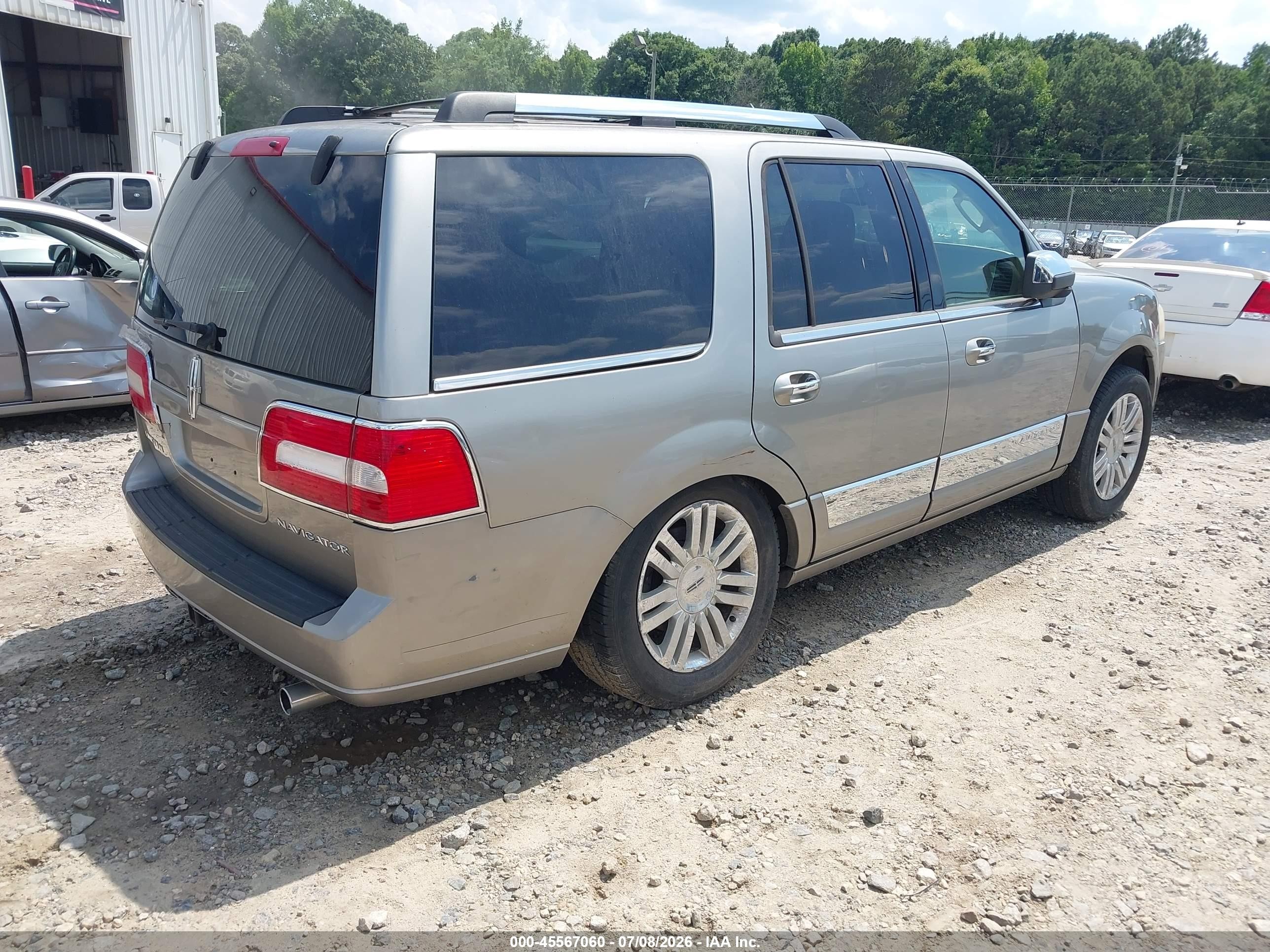 2008 Lincoln Navigator   Серый vin: 5LMFU27558LJ22559