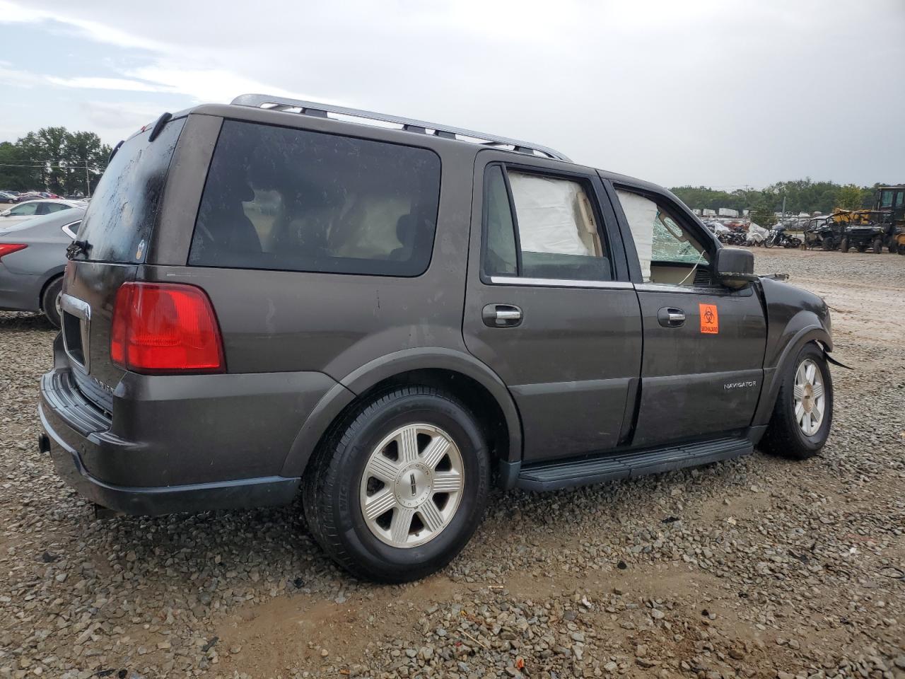 2005 Lincoln Navigator Brown vin: 5LMFU27565LJ01456