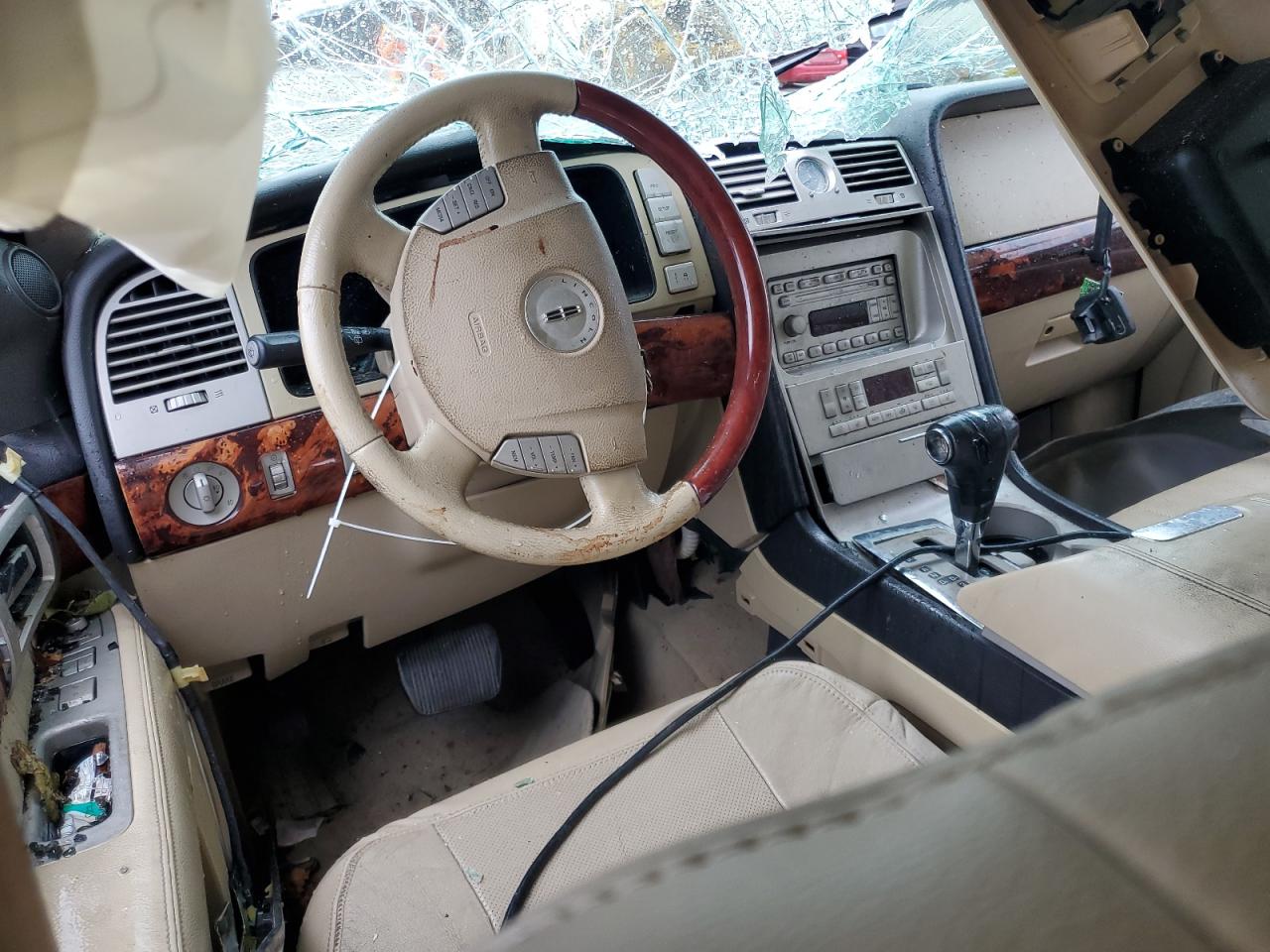 2005 Lincoln Navigator Brown vin: 5LMFU27565LJ01456