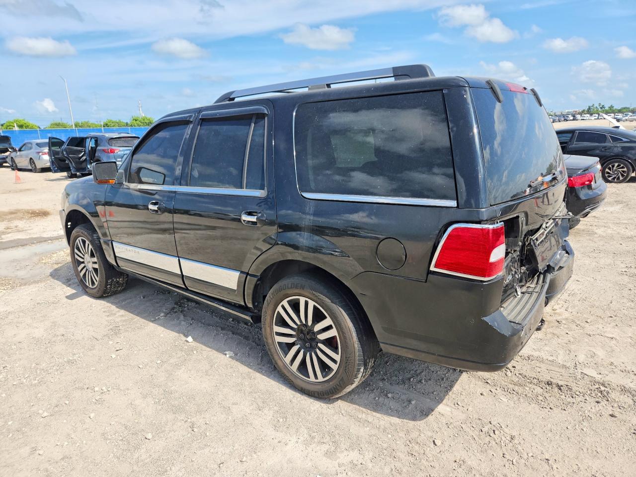 2008 Lincoln Navigator Black vin: 5LMFU27568LJ07617