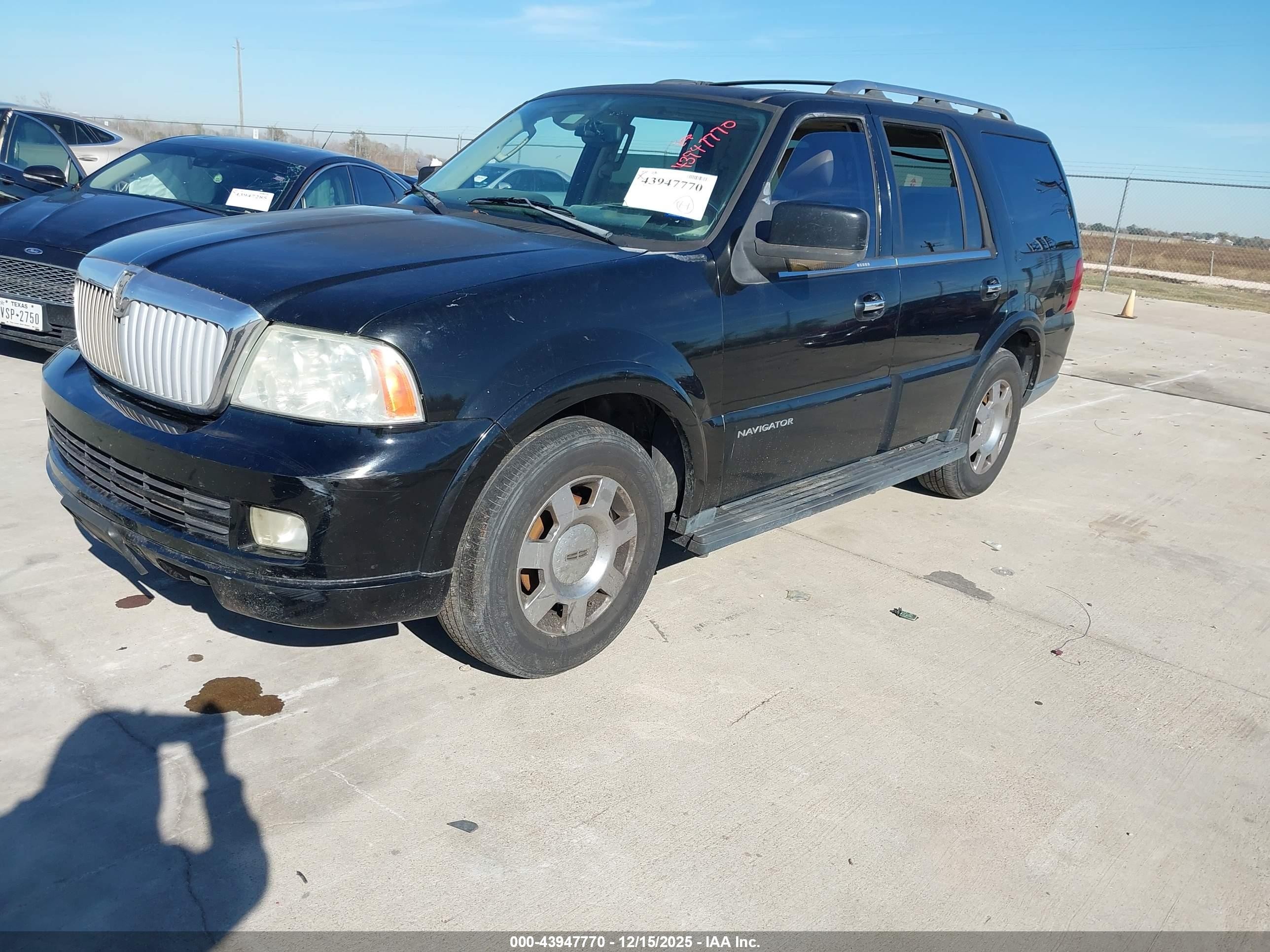 2005 Lincoln Navigator   Черный vin: 5LMFU27575LJ17262