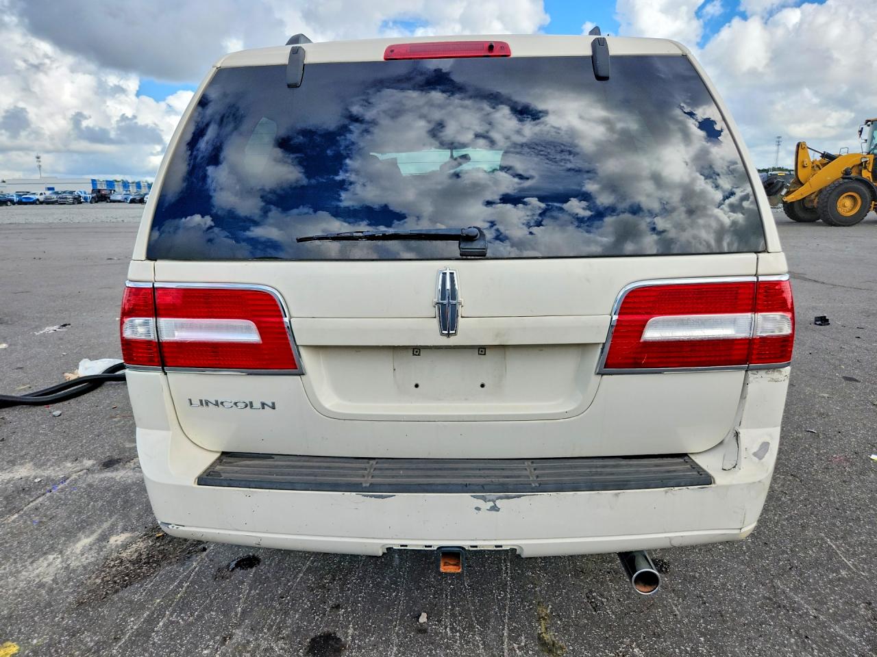 2007 Lincoln Navigator Белый vin: 5LMFU27577LJ19760