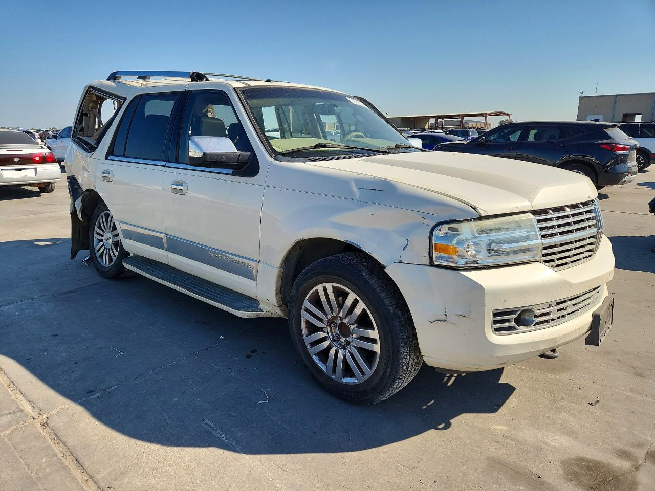 2007 Lincoln Navigator White vin: 5LMFU27577LJ21430