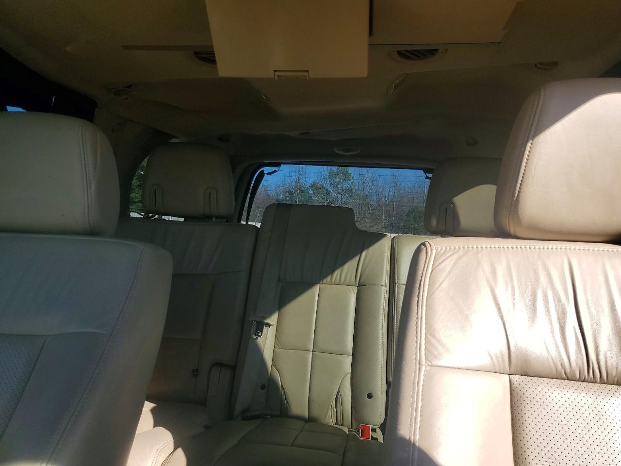 2008 Lincoln Navigator Tan vin: 5LMFU27578LJ21154