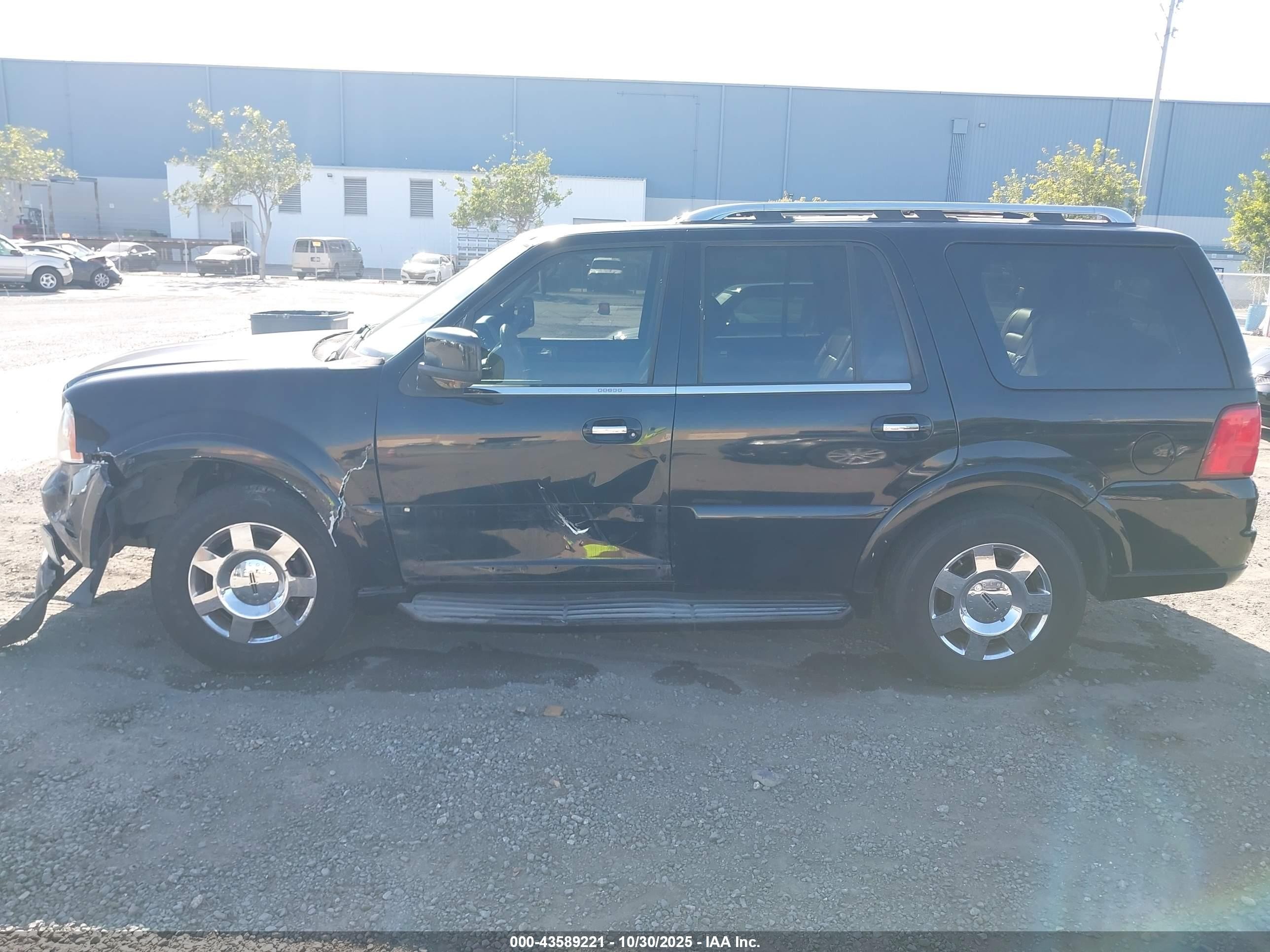 2006 Lincoln Navigator   Black vin: 5LMFU27596LJ05051