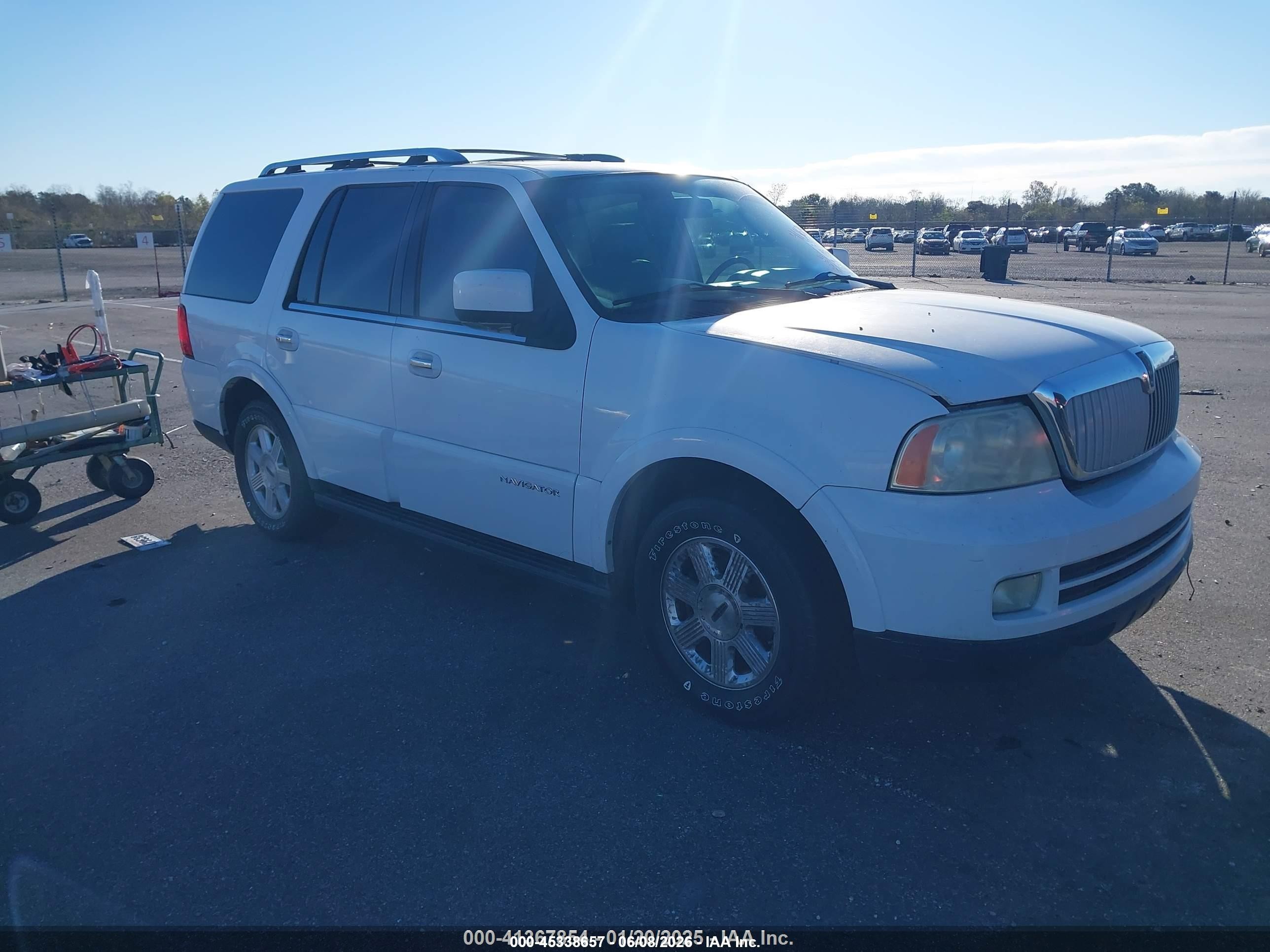 2006 Lincoln Navigator Luxury/ultimate Белый vin: 5LMFU27596LJ28670