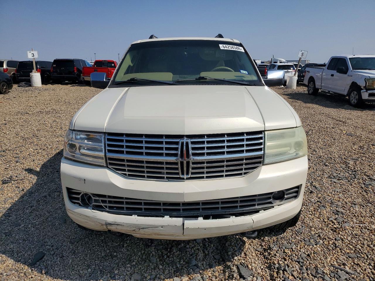 2007 Lincoln Navigator Белый vin: 5LMFU27597LJ12695