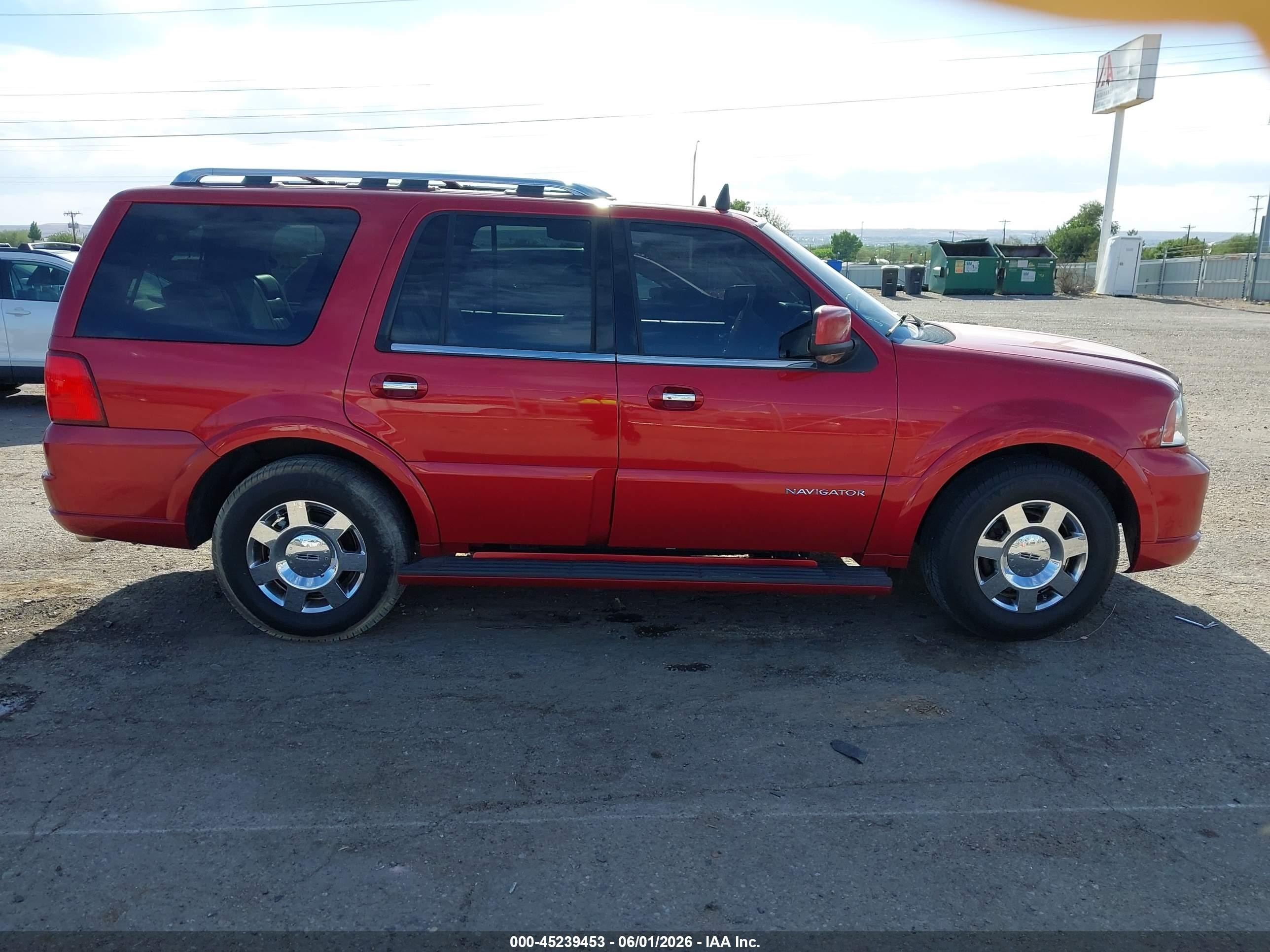 2005 Lincoln Navigator   Burgundy vin: 5LMFU275X5LJ07048