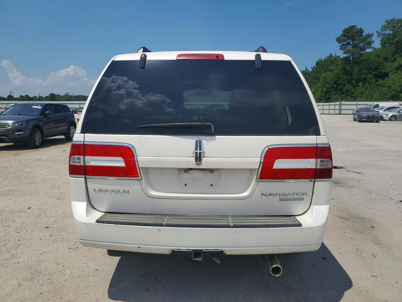 2009 Lincoln Navigator Кремовый vin: 5LMFU275X9LJ00820