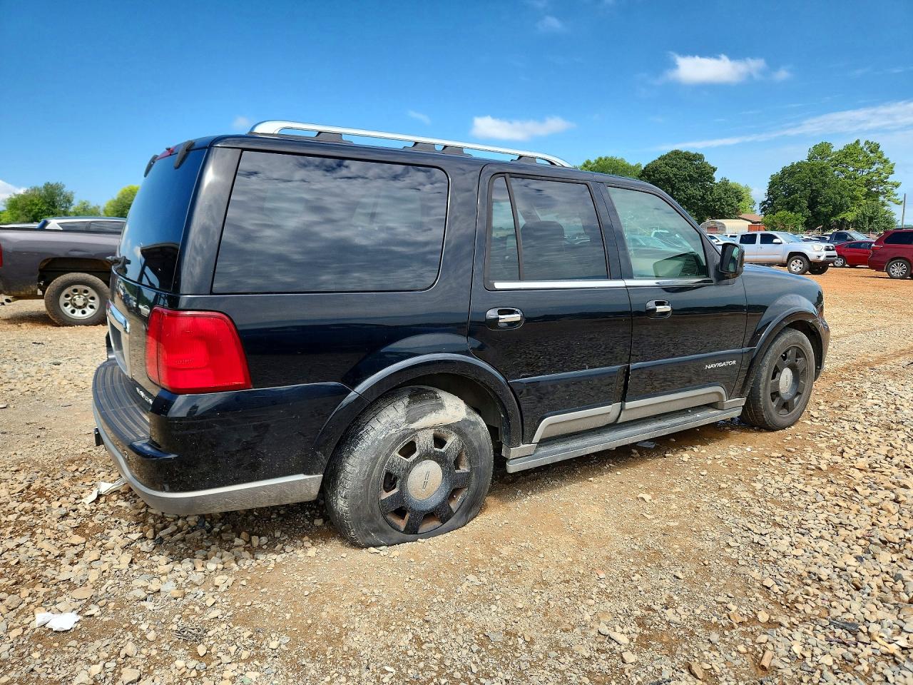 2004 Lincoln Navigator Black vin: 5LMFU27R04LJ22479