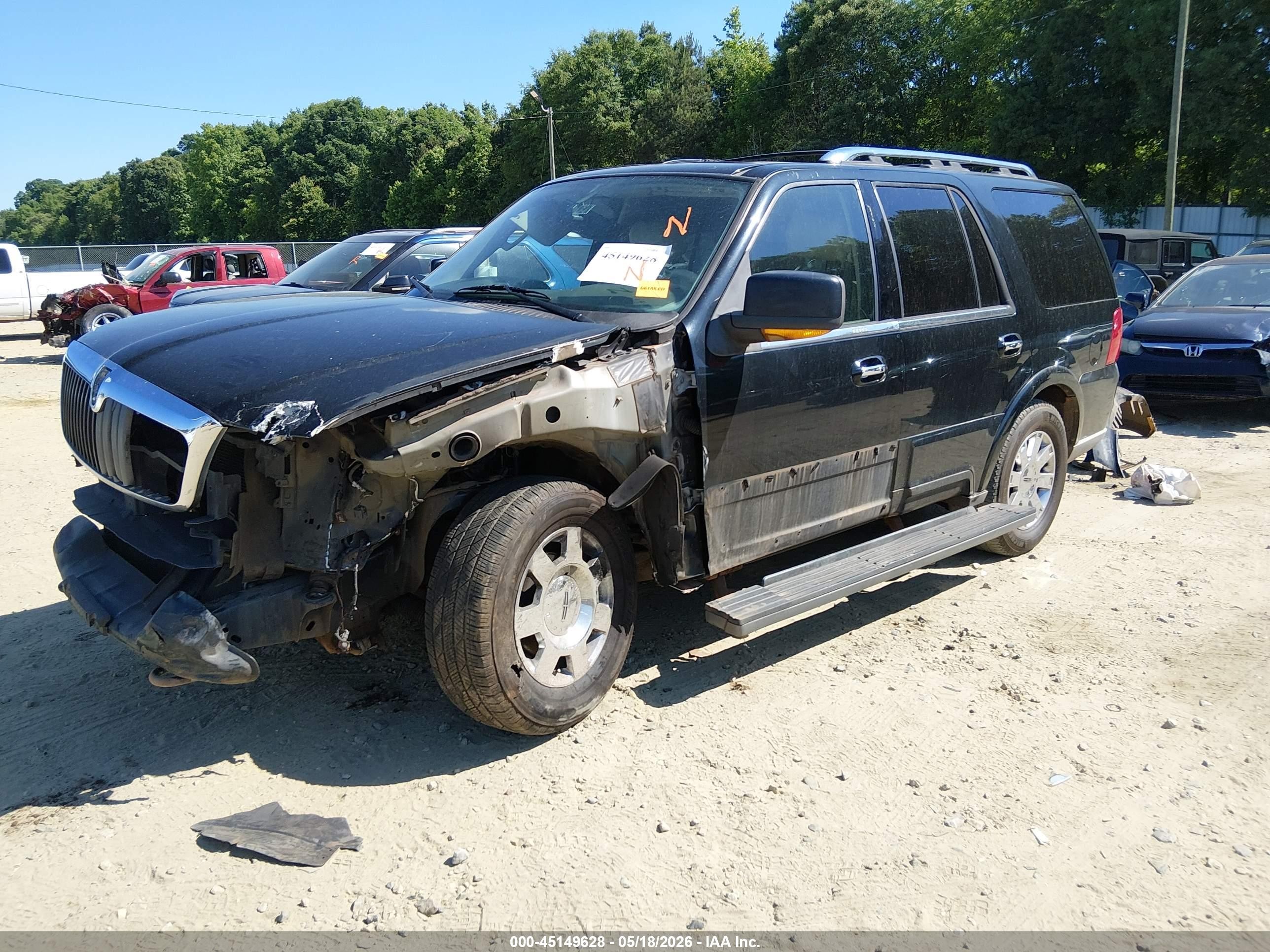 2004 Lincoln Navigator   Black vin: 5LMFU27R14LJ19641