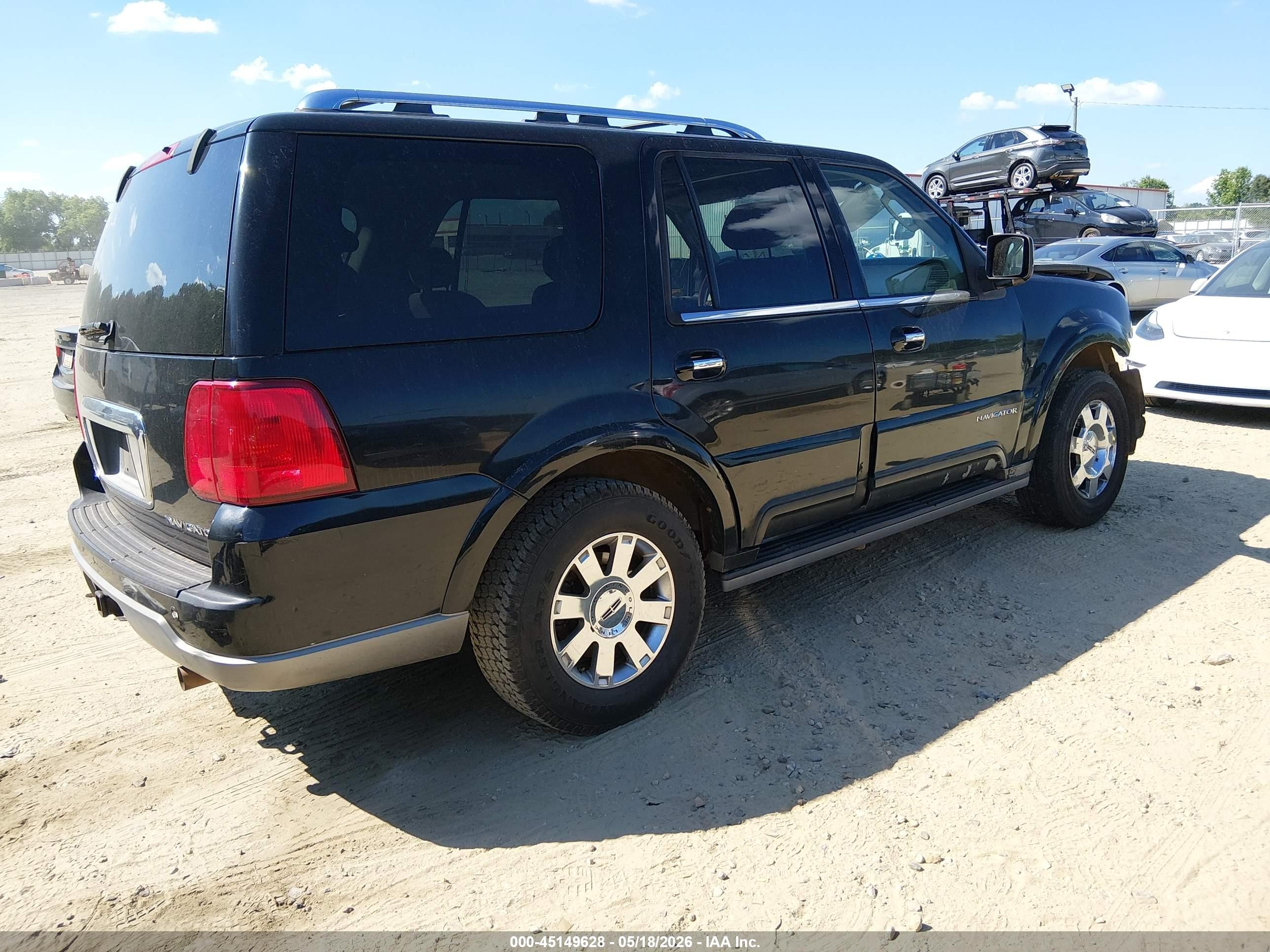 2004 Lincoln Navigator   Black vin: 5LMFU27R14LJ19641