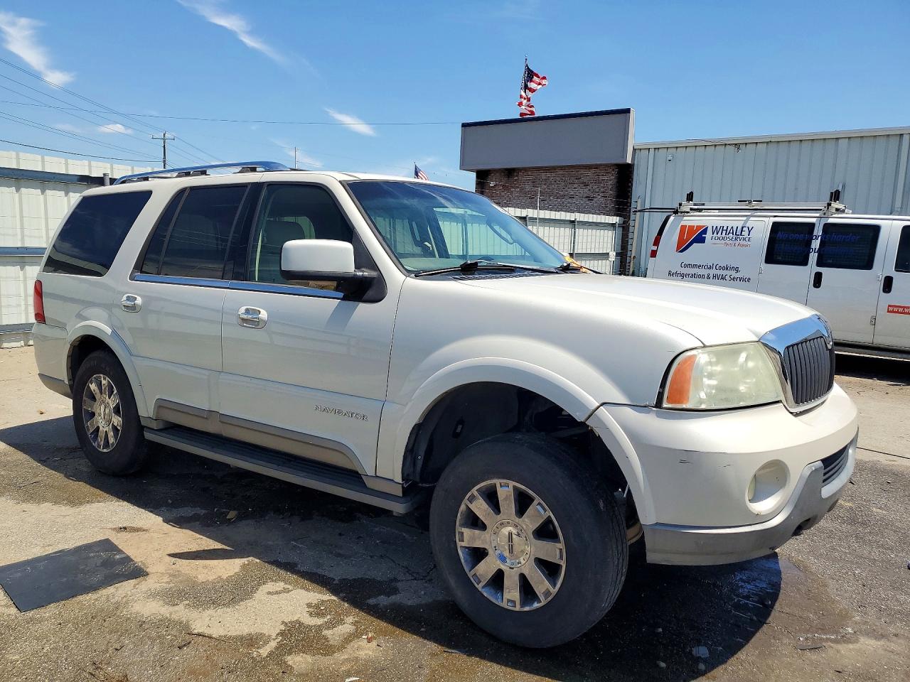 2004 Lincoln Navigator Cream vin: 5LMFU27R14LJ40098