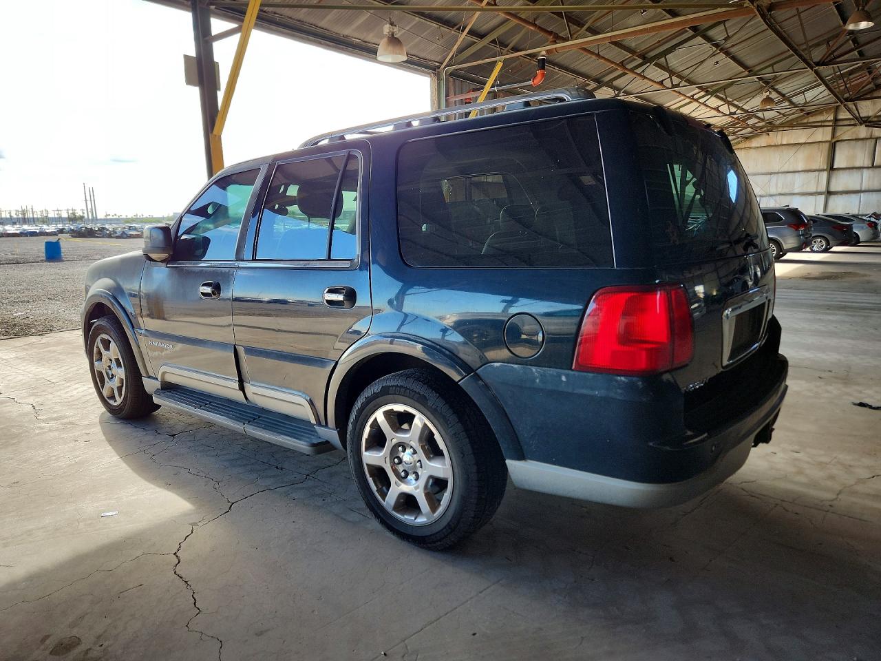 2004 Lincoln Navigator Black vin: 5LMFU27R24LJ02346