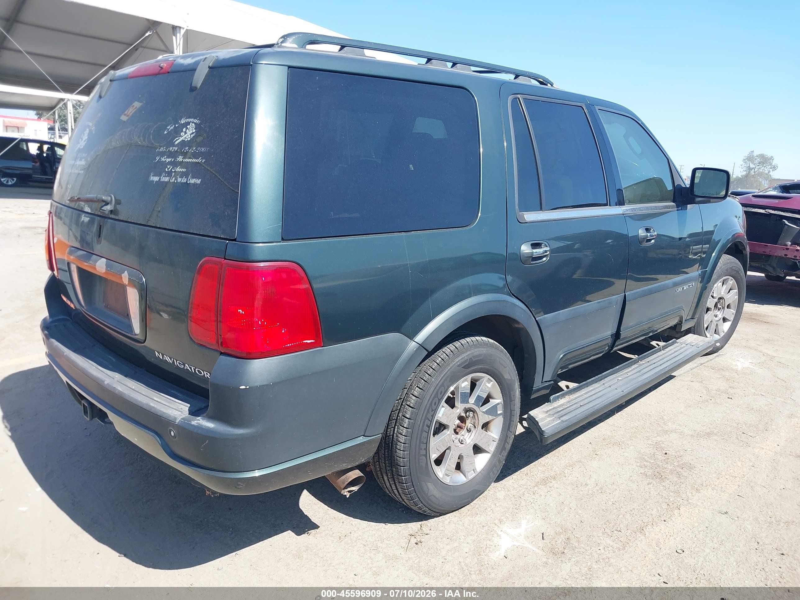 2003 Lincoln Navigator   Gray vin: 5LMFU27R33LJ36147