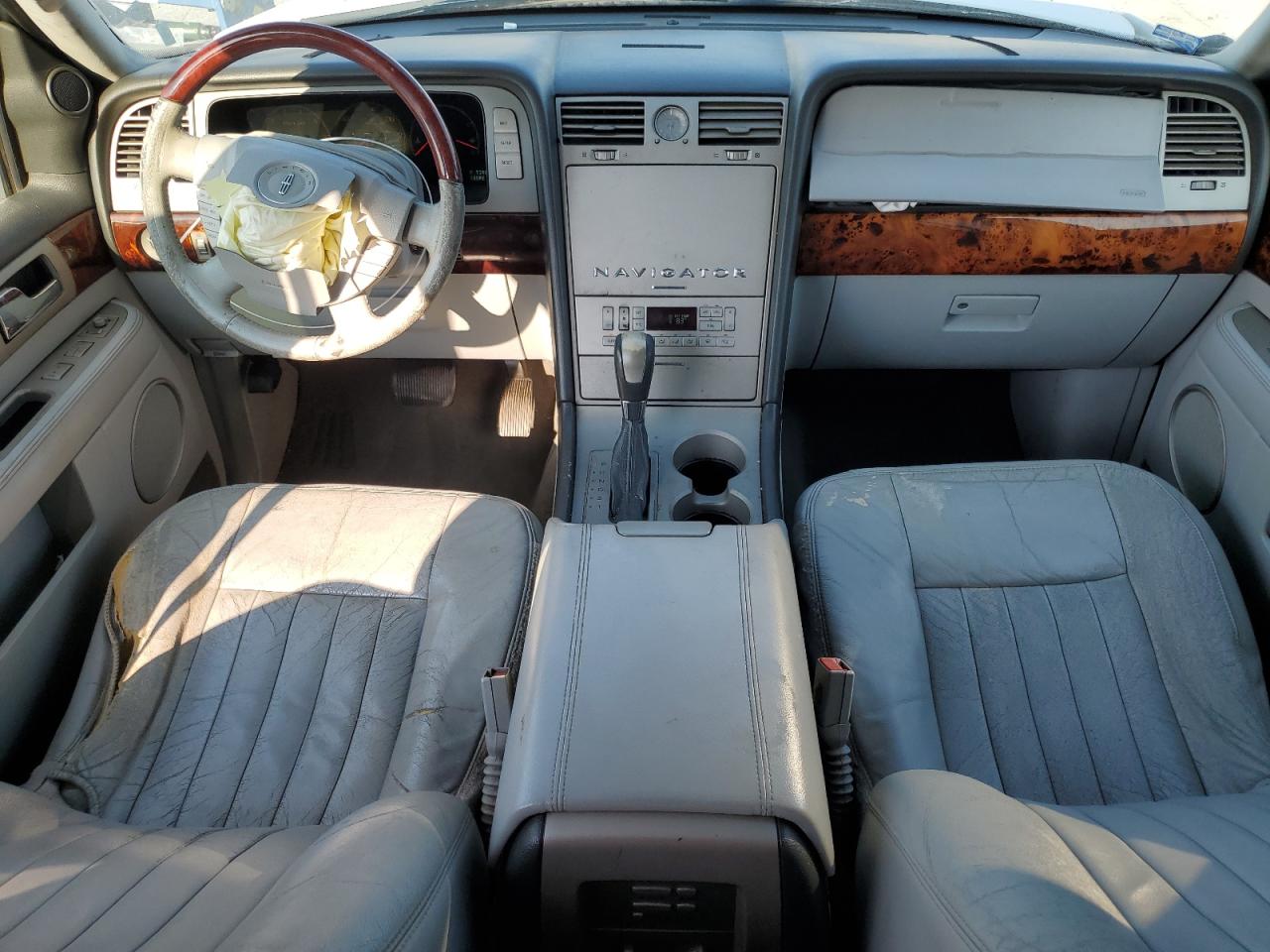 2004 Lincoln Navigator White vin: 5LMFU27R54LJ26348