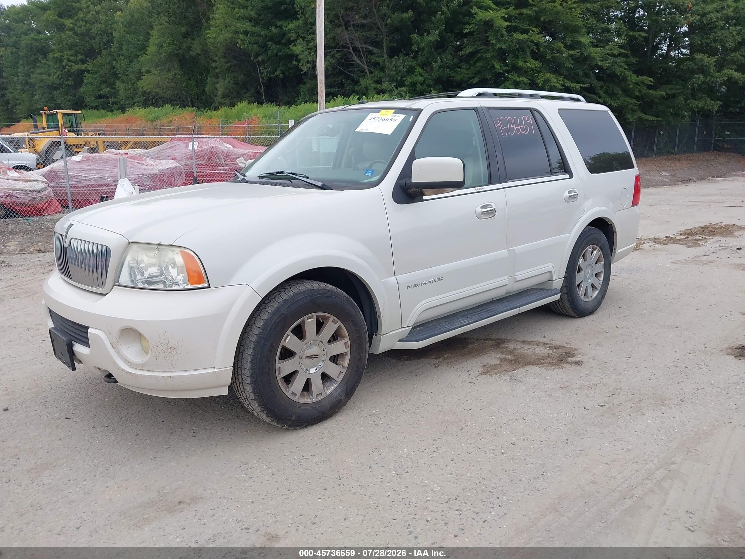 2004 Lincoln Navigator Кремовый vin: 5LMFU27R54LJ40170