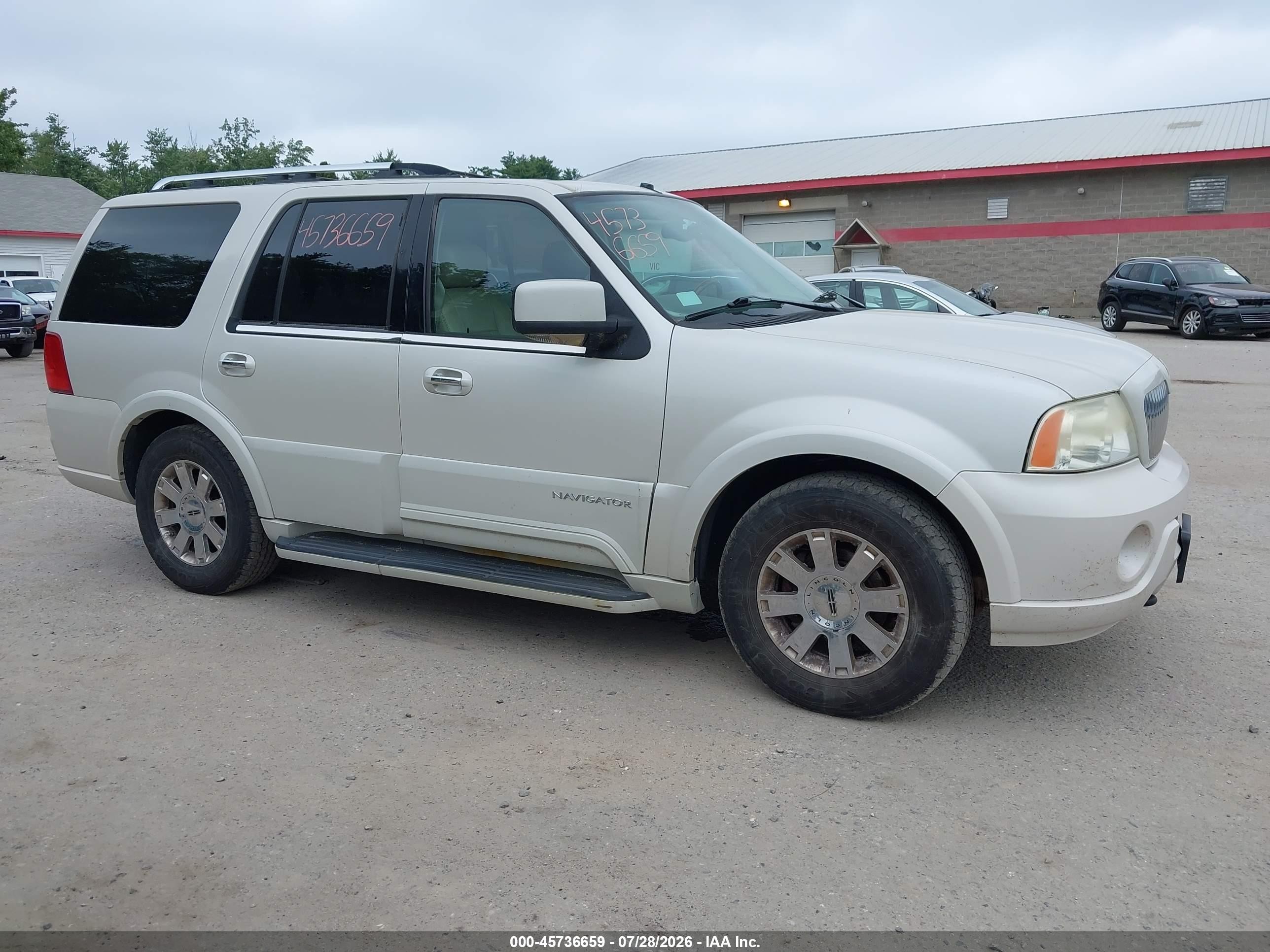 2004 Lincoln Navigator Кремовый vin: 5LMFU27R54LJ40170