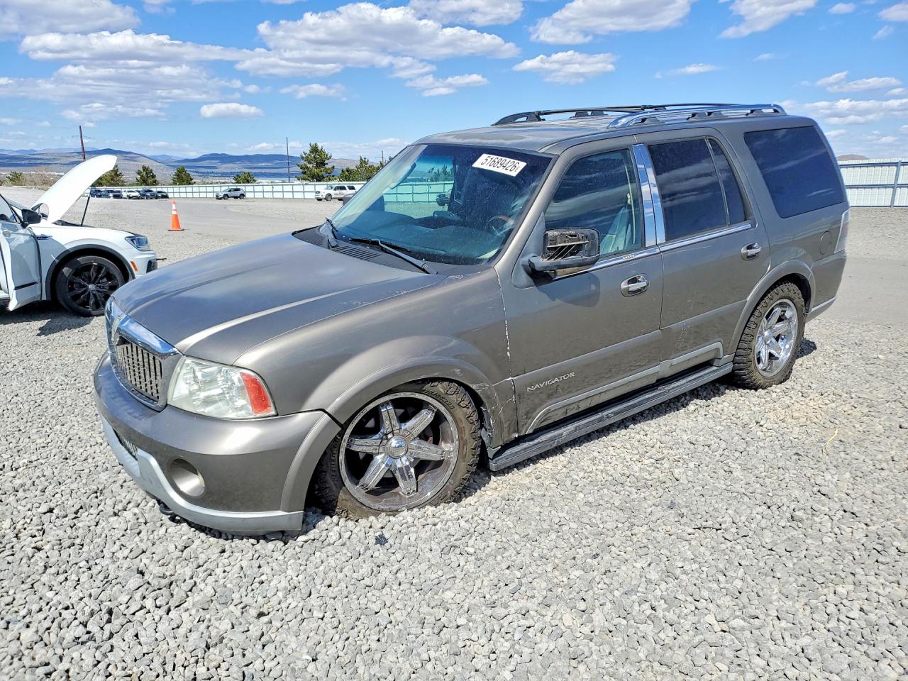 2003 Lincoln Navigator Gold vin: 5LMFU27R73LJ28505