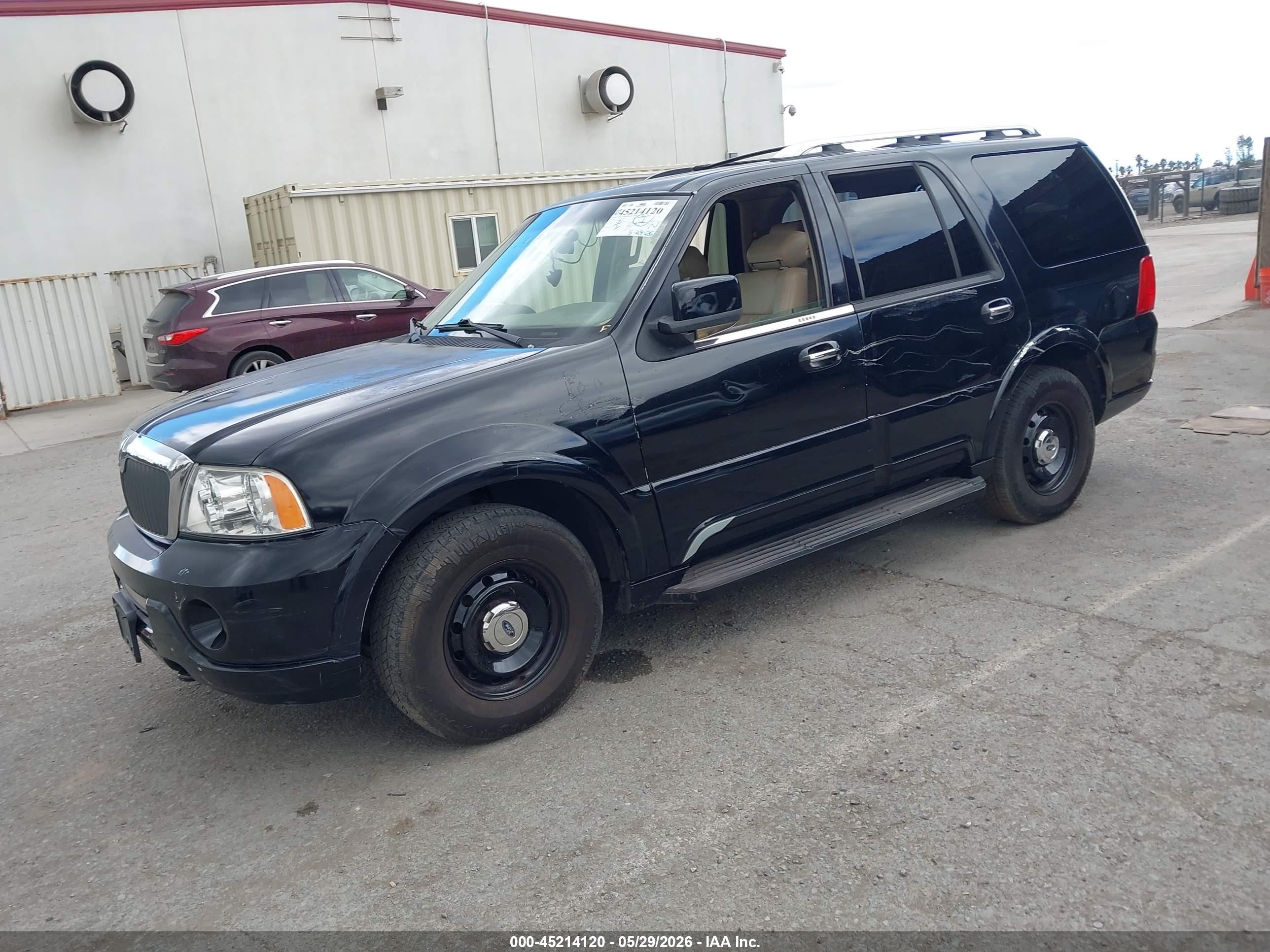 2004 Lincoln Navigator   Black vin: 5LMFU27R74LJ26965