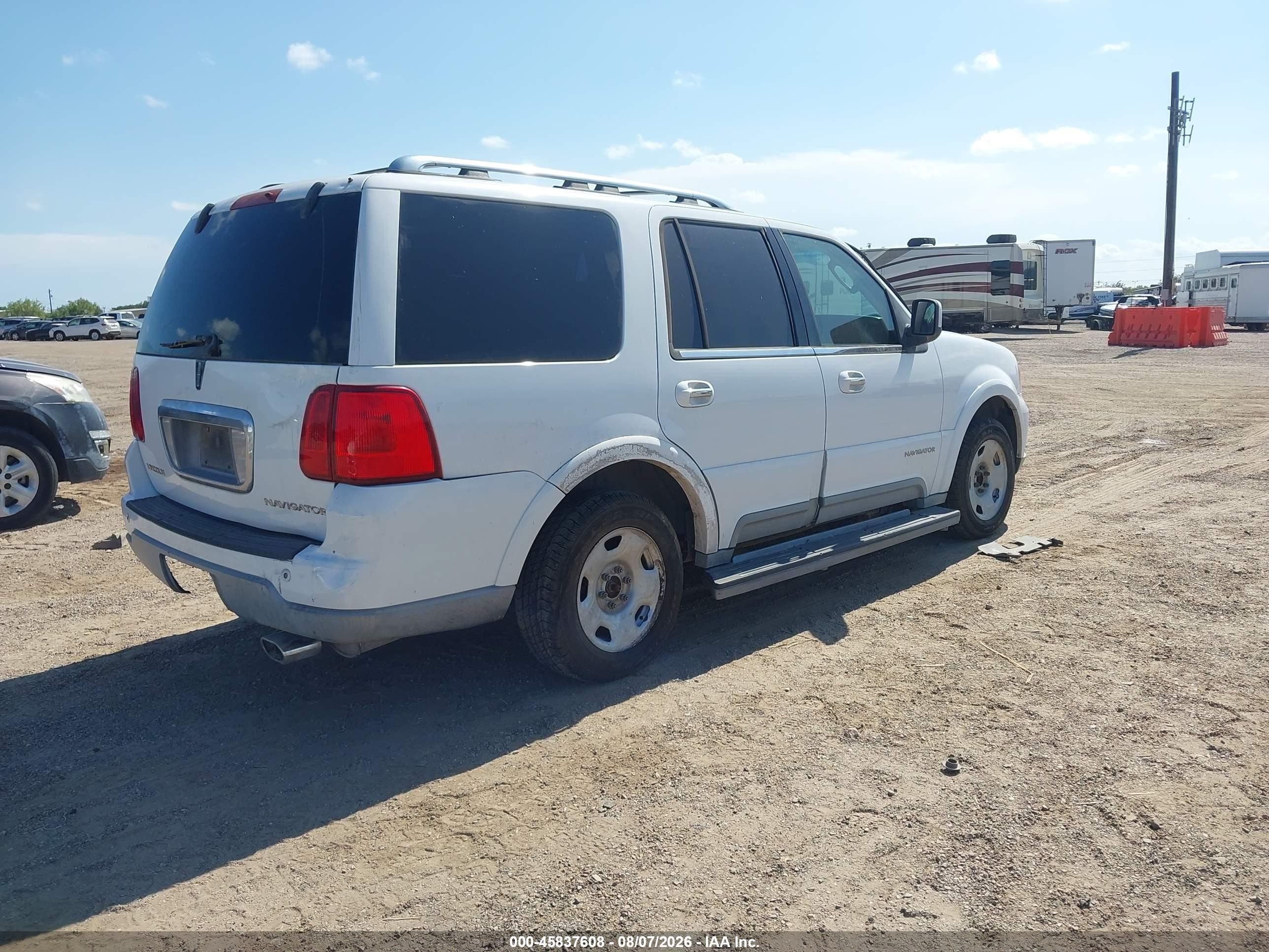 2003 Lincoln Navigator White vin: 5LMFU27R93LJ26271